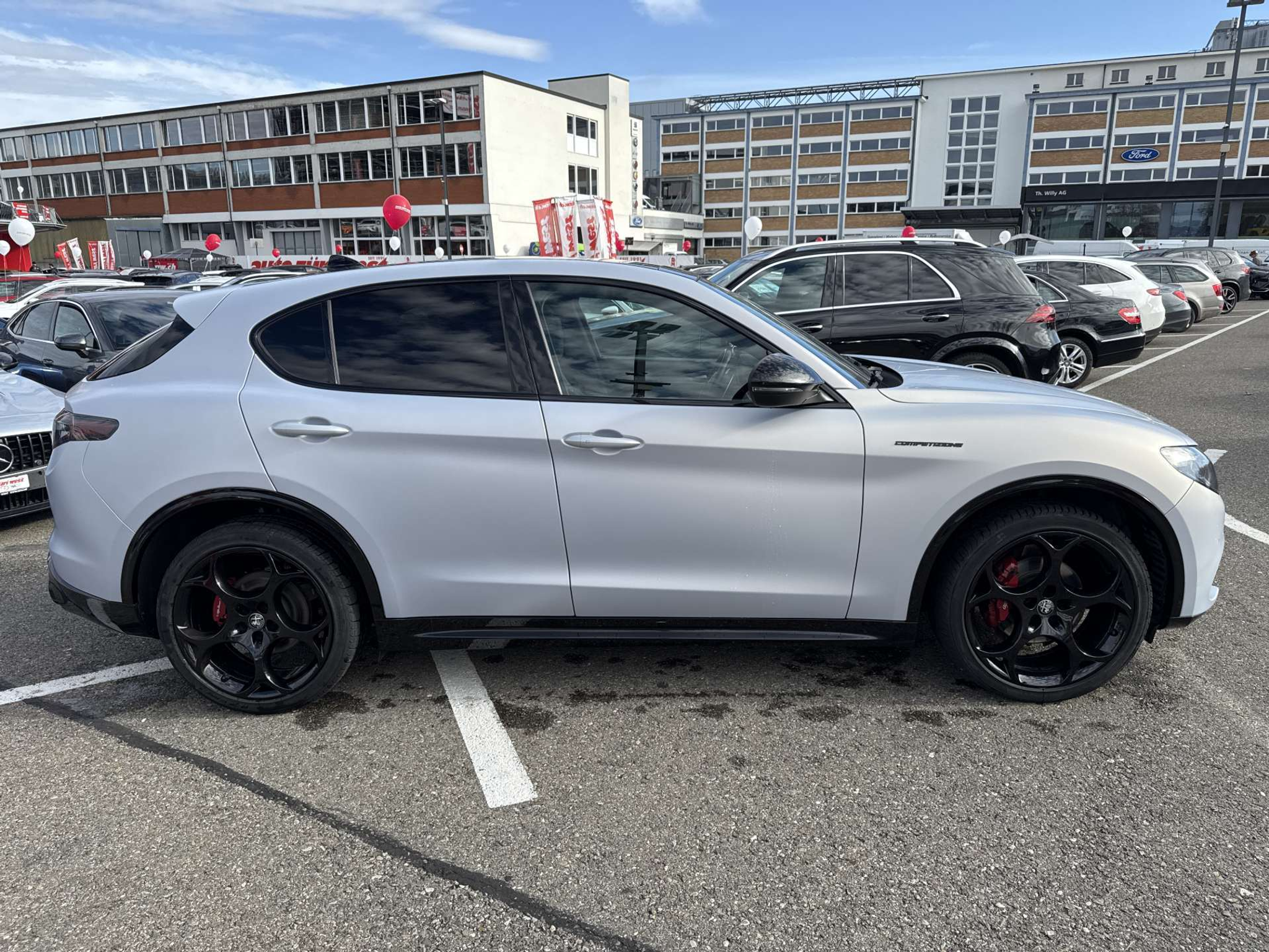 listing desktop thumbnail image 10