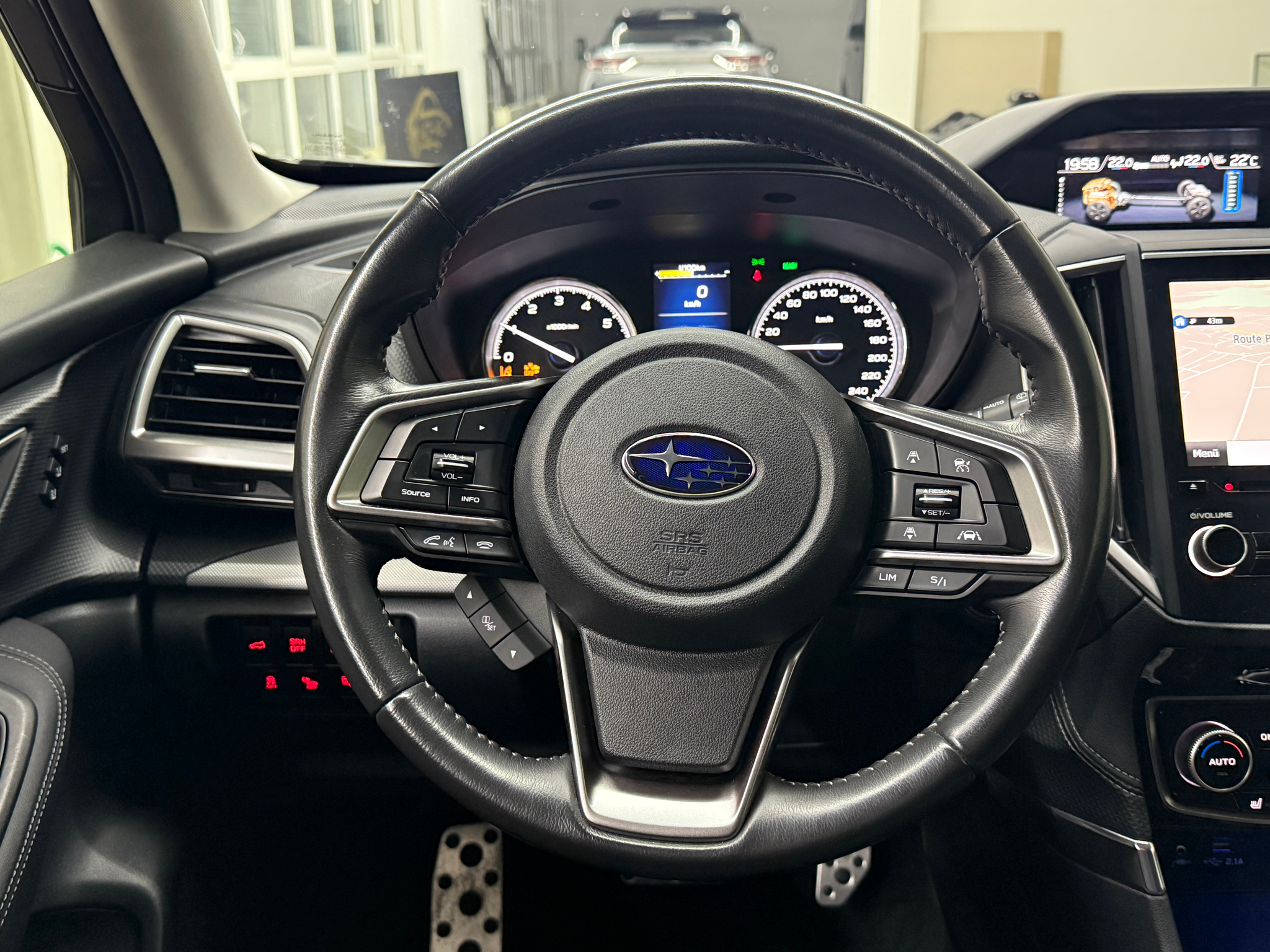 listing desktop thumbnail image 8