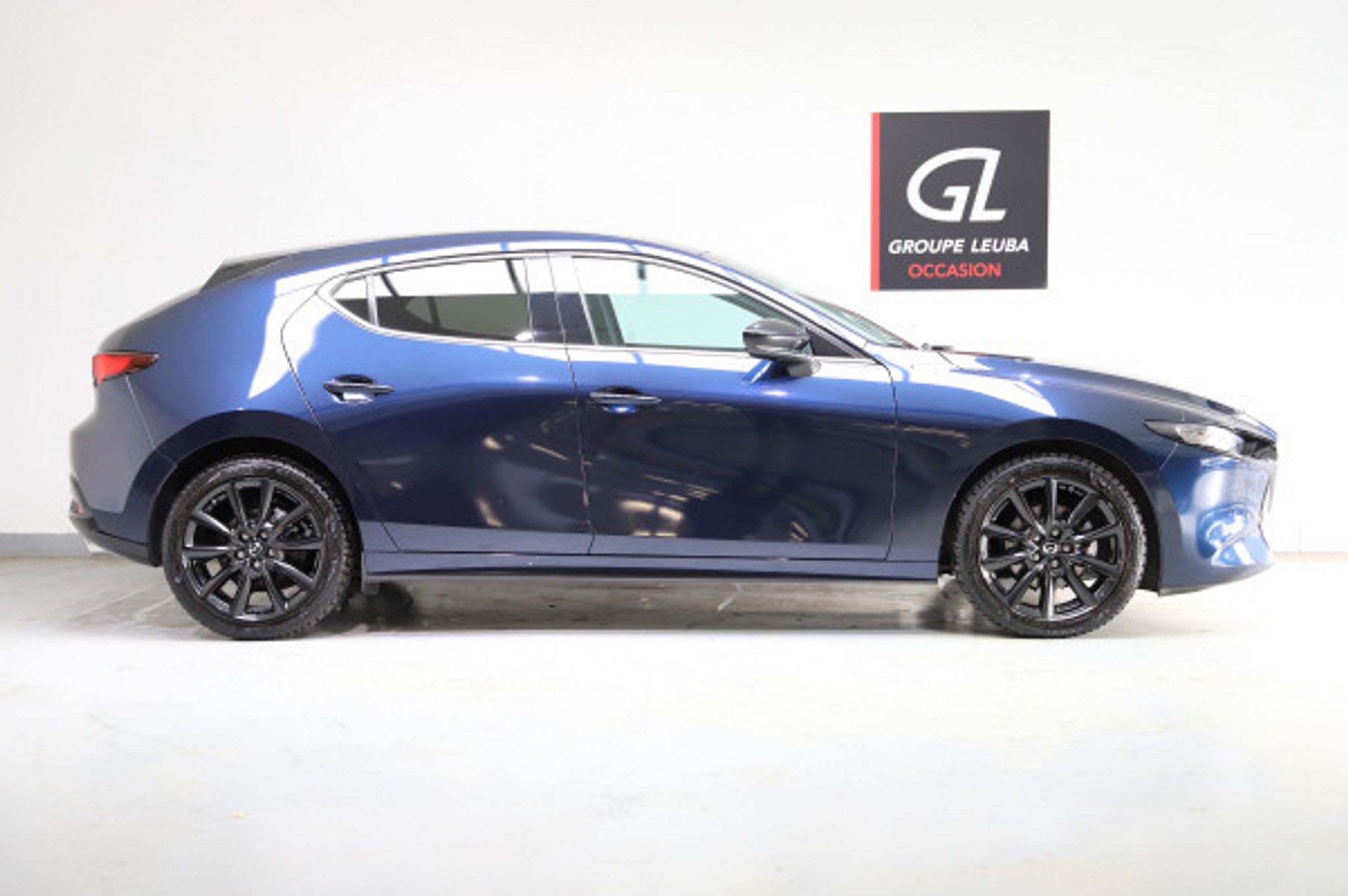 listing desktop thumbnail image 6