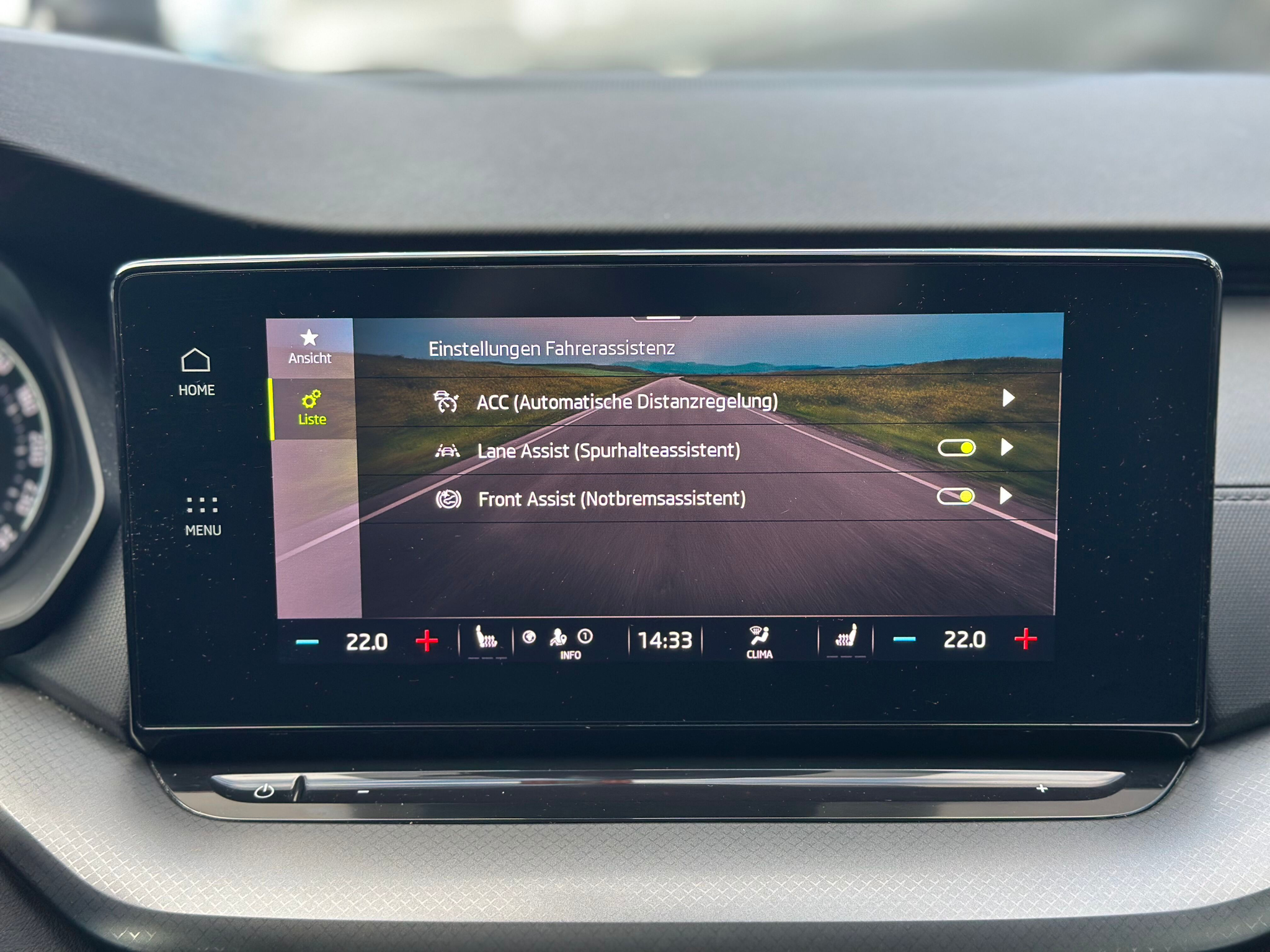 listing desktop thumbnail image 14