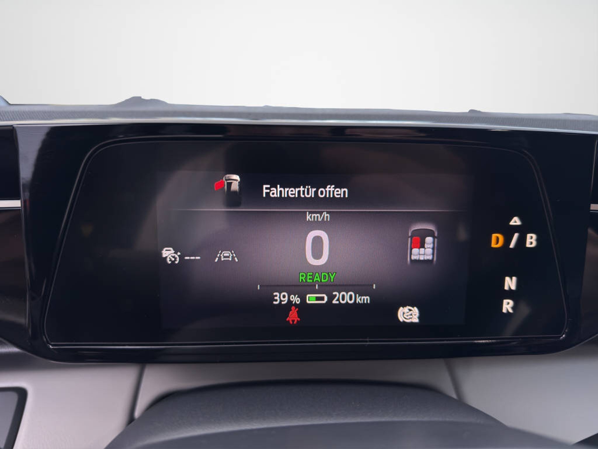 listing desktop thumbnail image 10