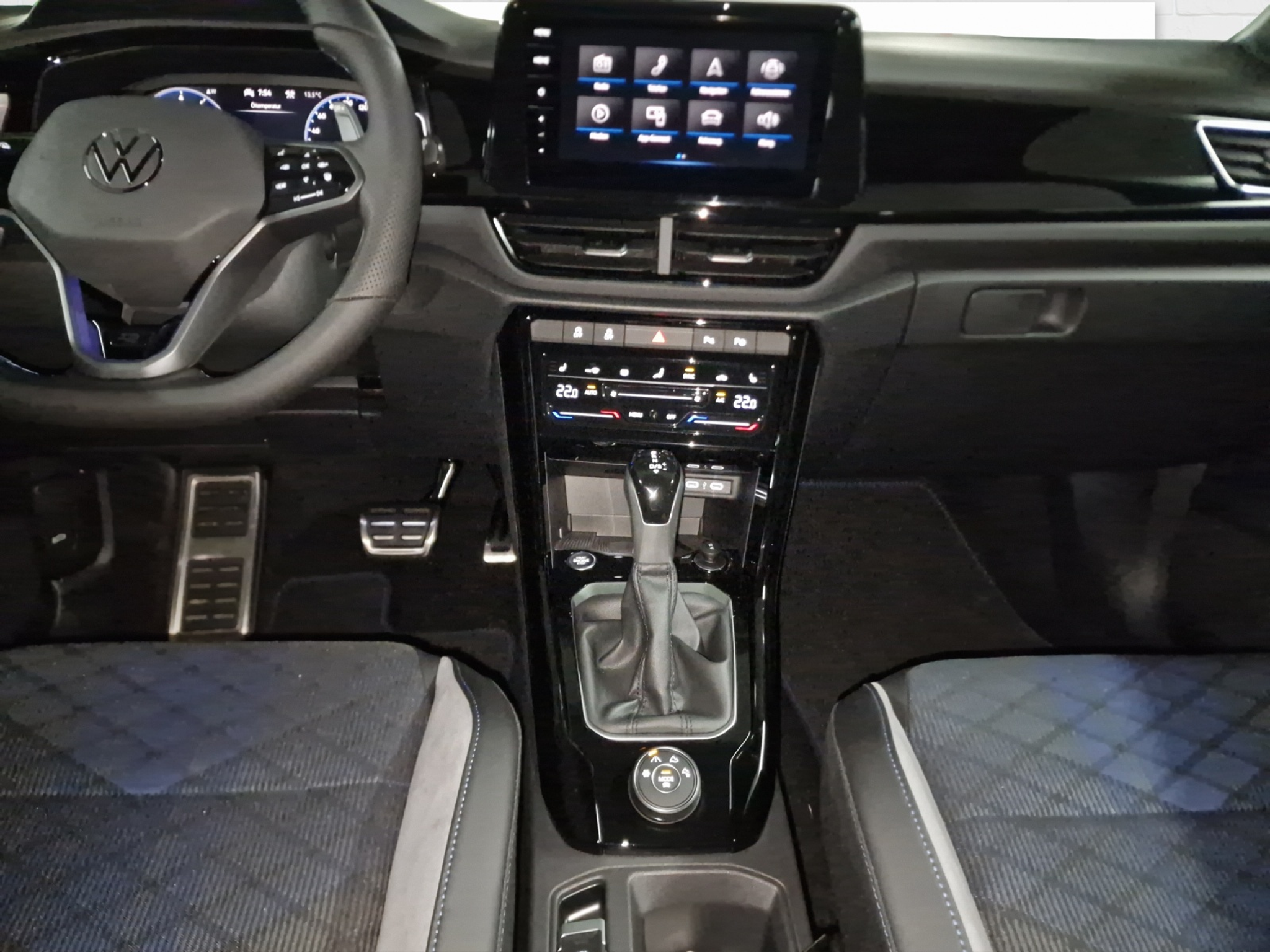 listing desktop thumbnail image 6