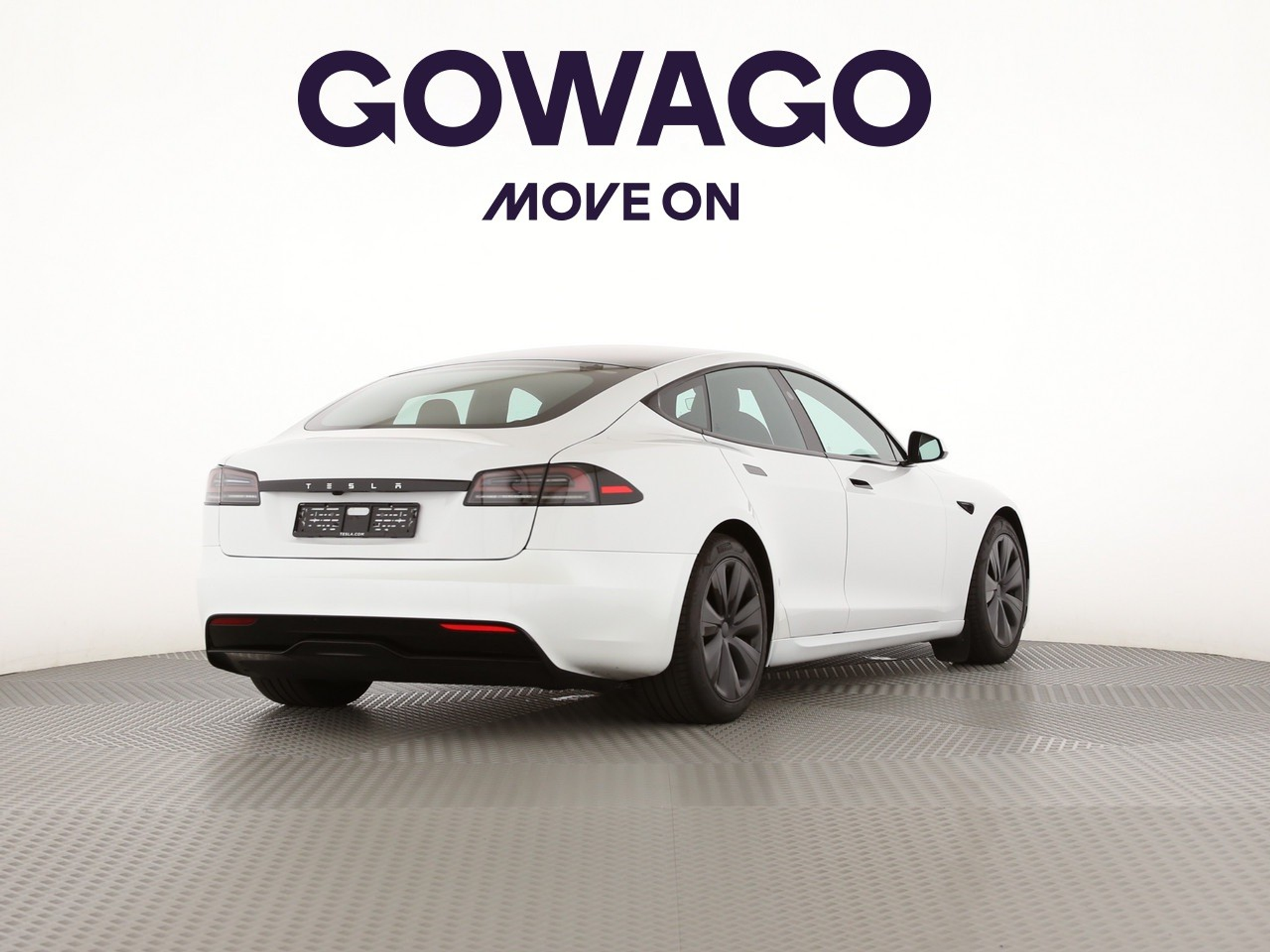 listing desktop thumbnail image 1