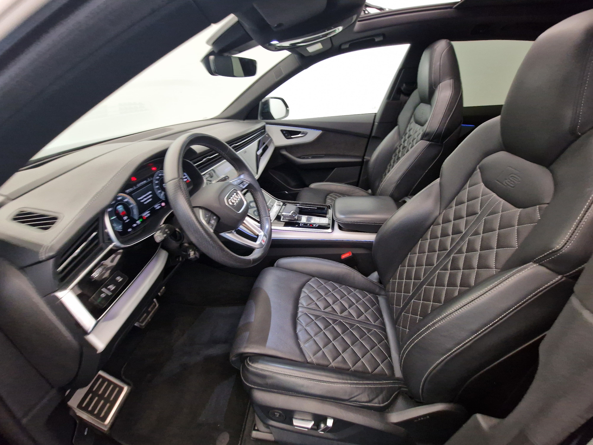 listing desktop thumbnail image 10