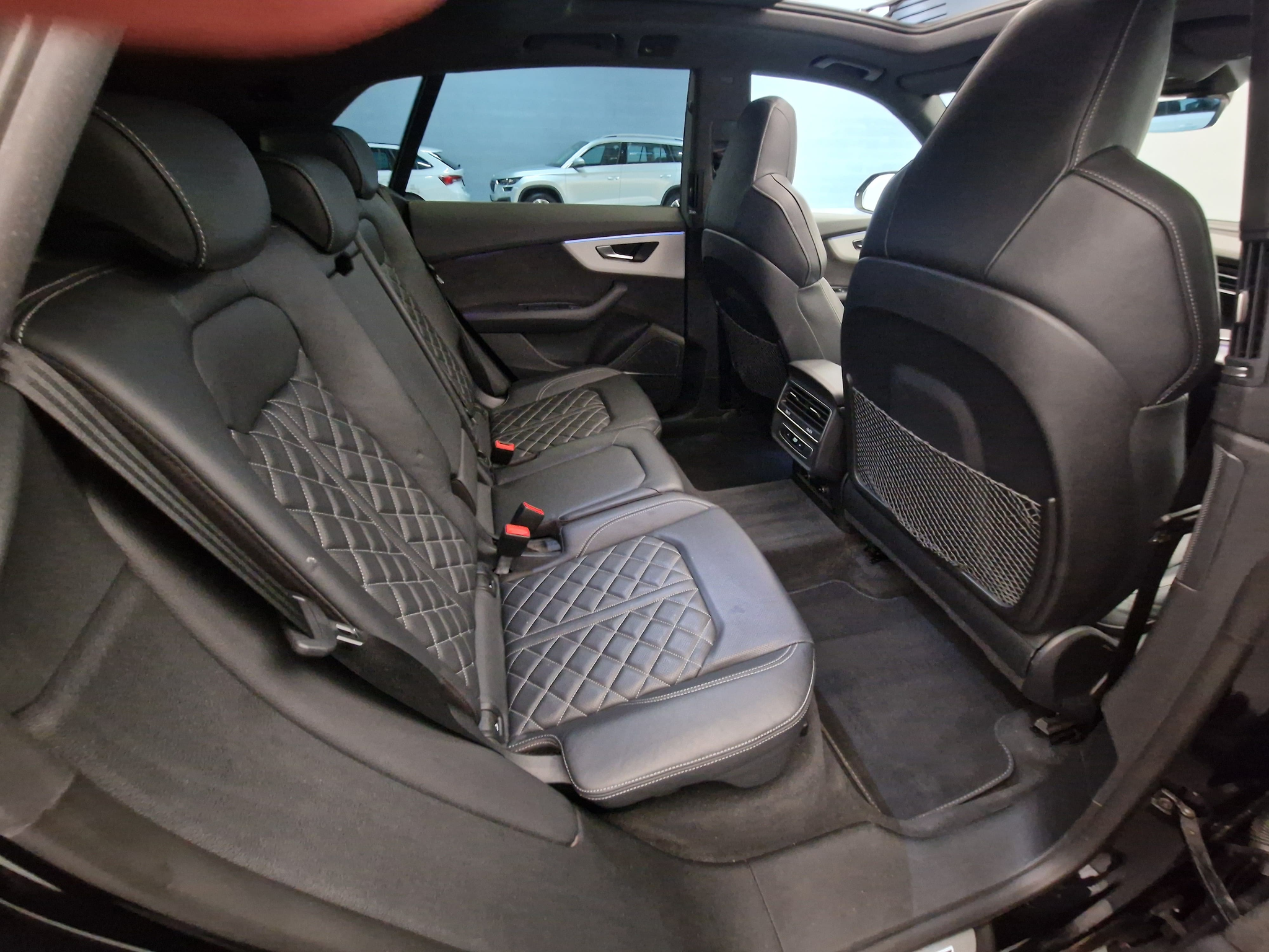 listing desktop thumbnail image 13