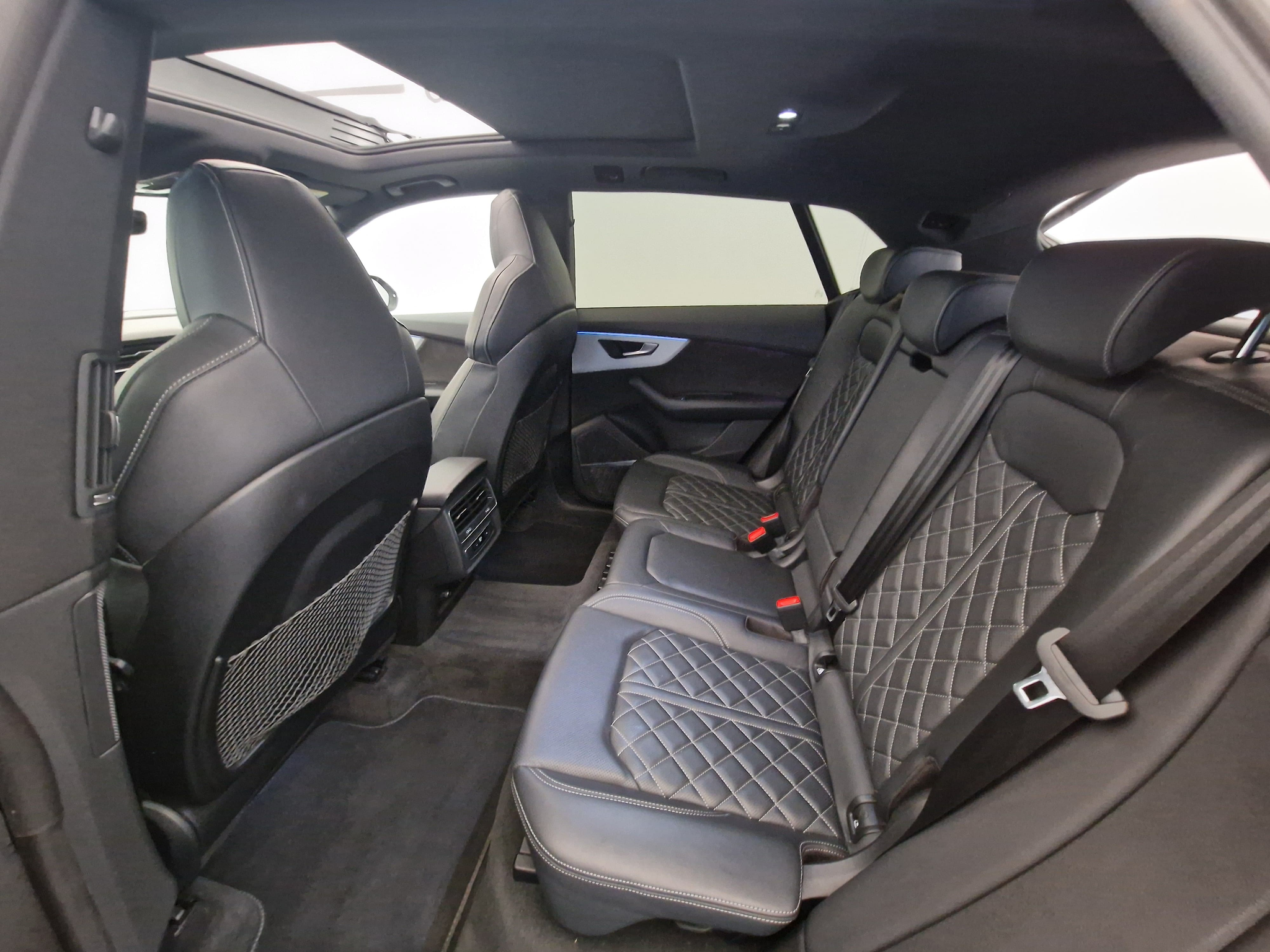 listing desktop thumbnail image 12