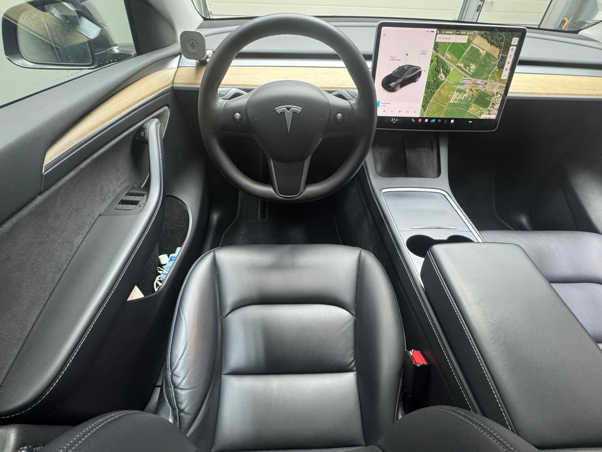 listing desktop thumbnail image 12