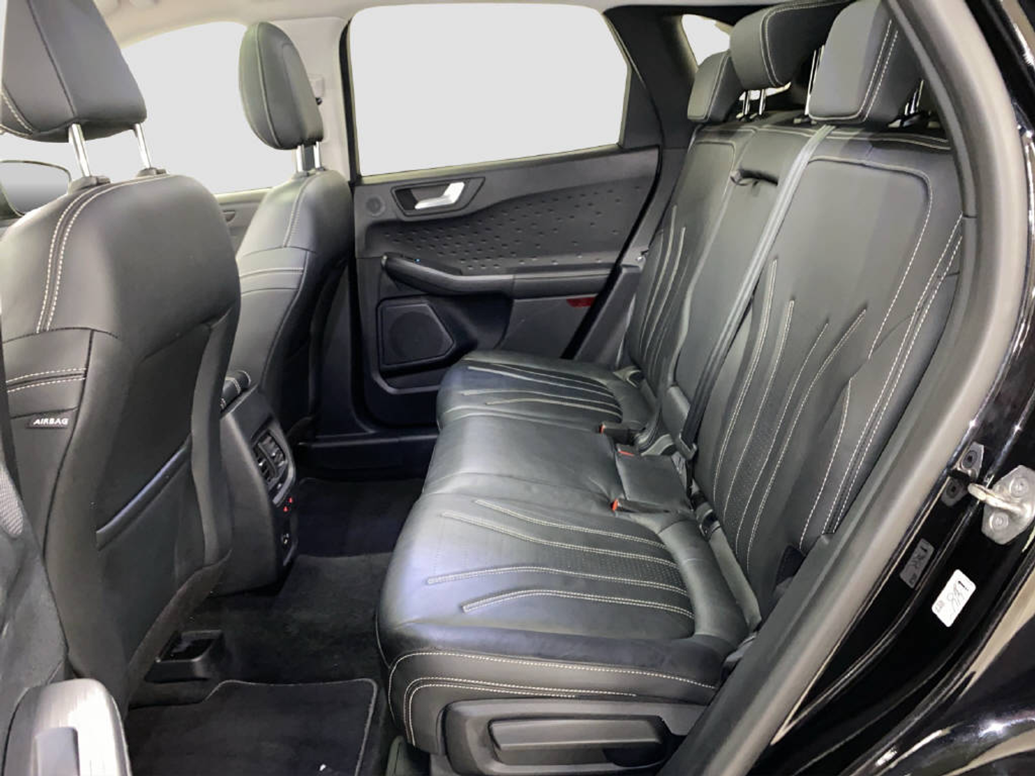 listing desktop thumbnail image 12