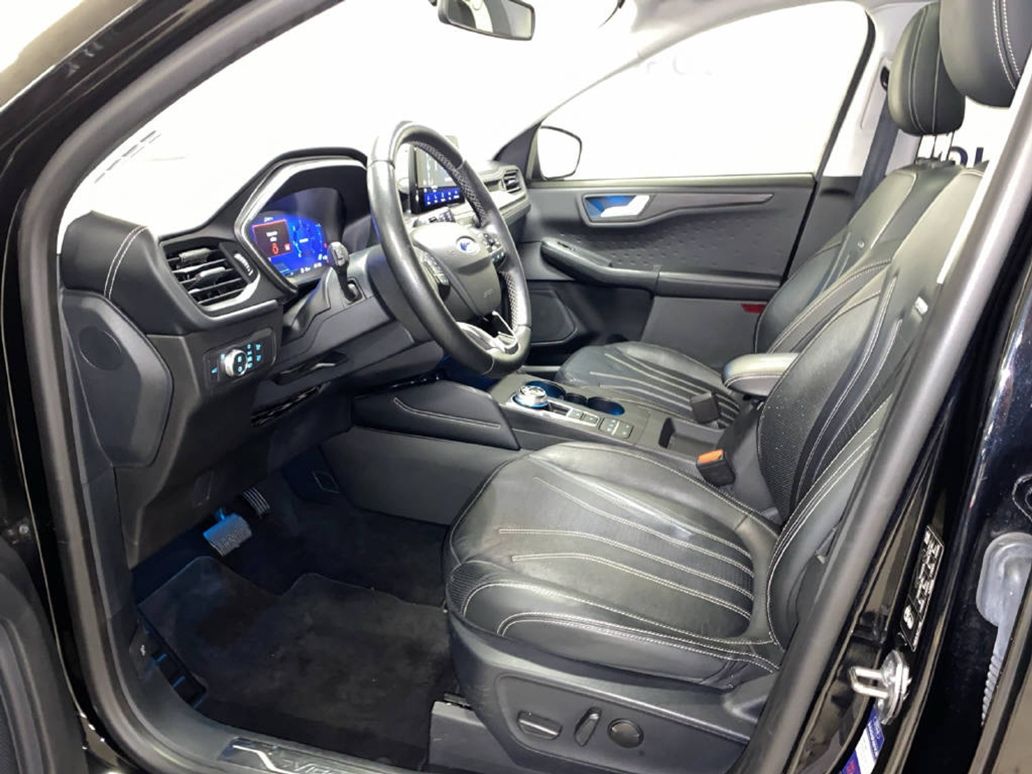 listing desktop thumbnail image 16