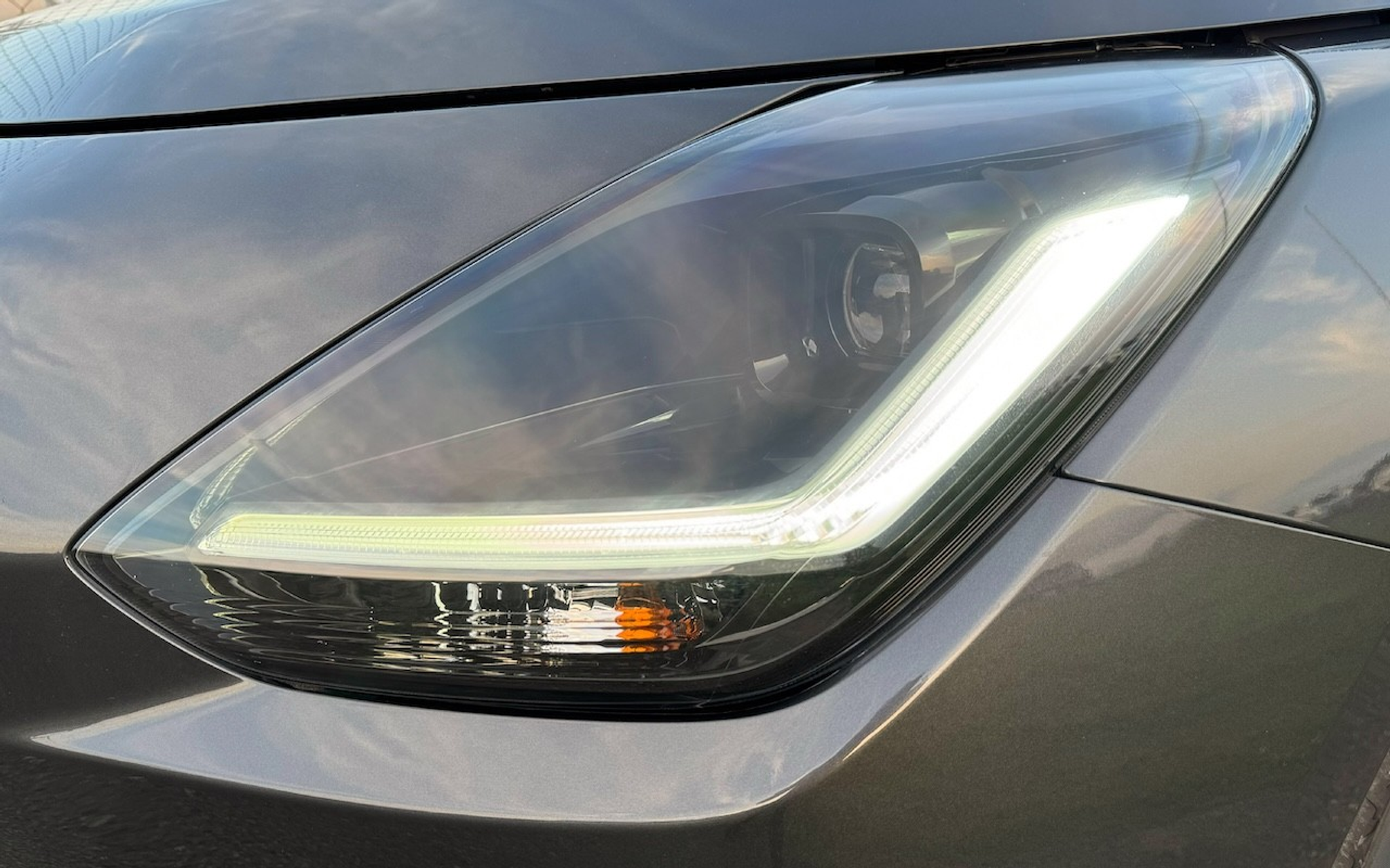 listing desktop thumbnail image 7