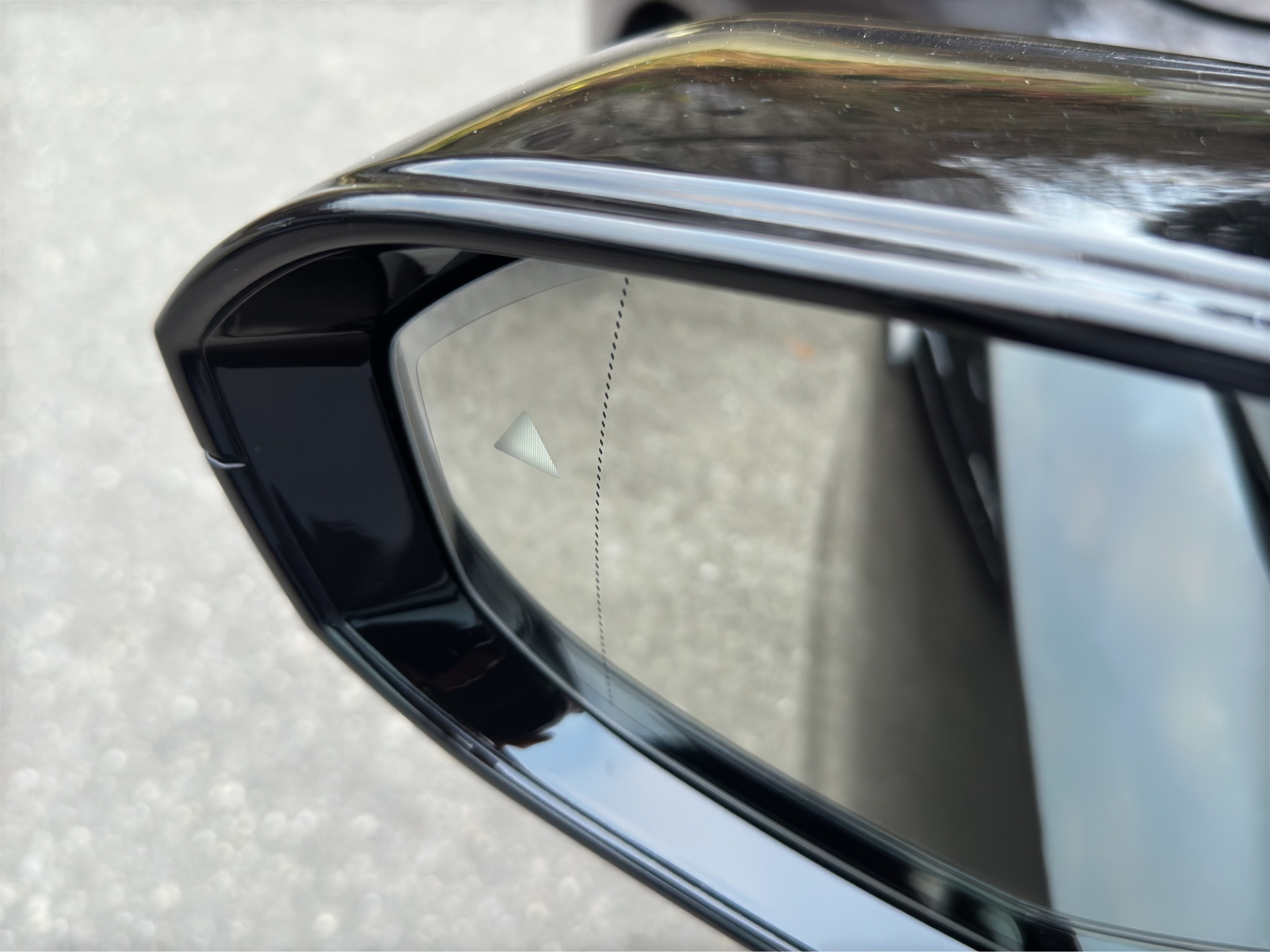 listing desktop thumbnail image 16