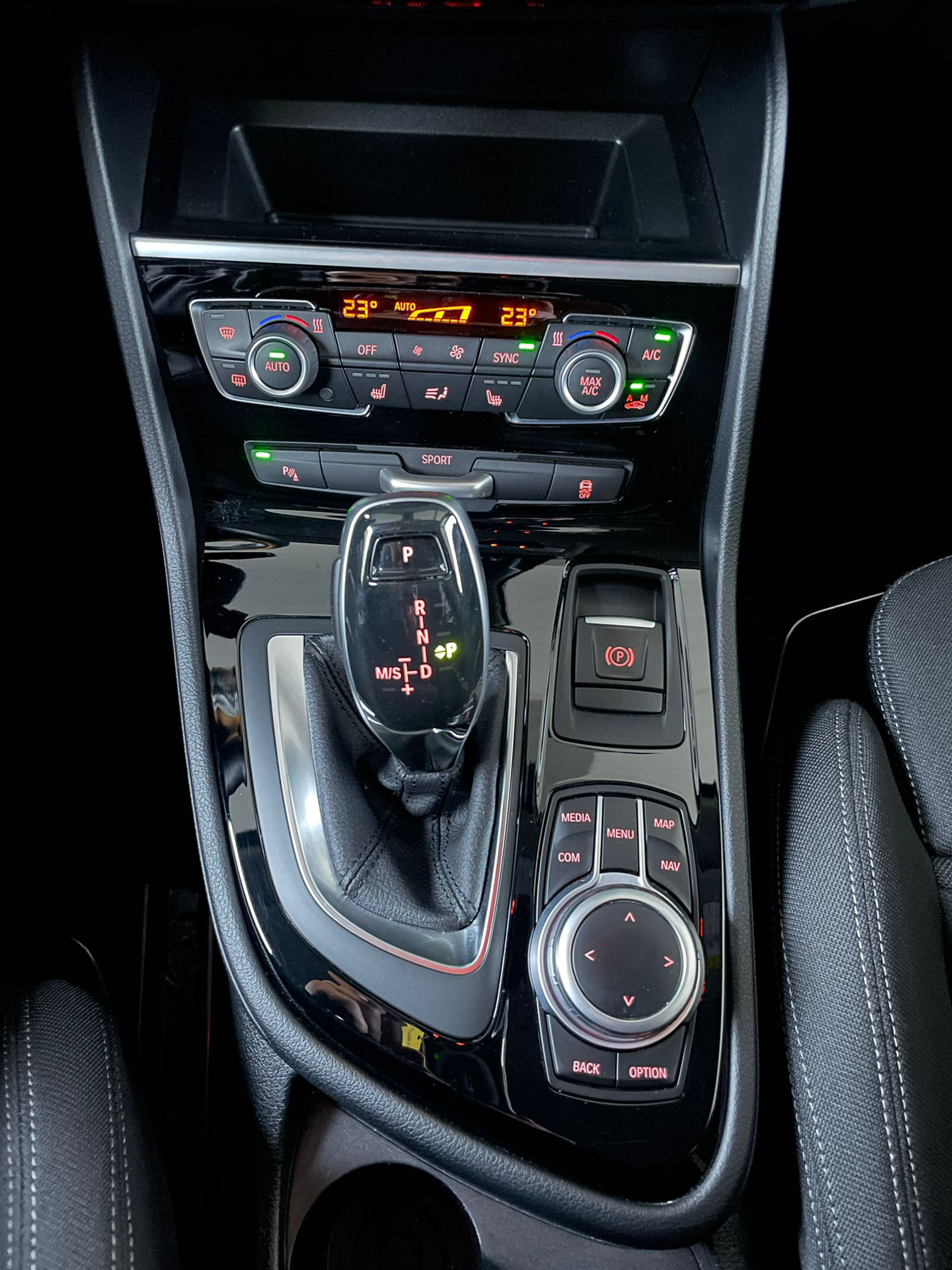 listing desktop thumbnail image 8