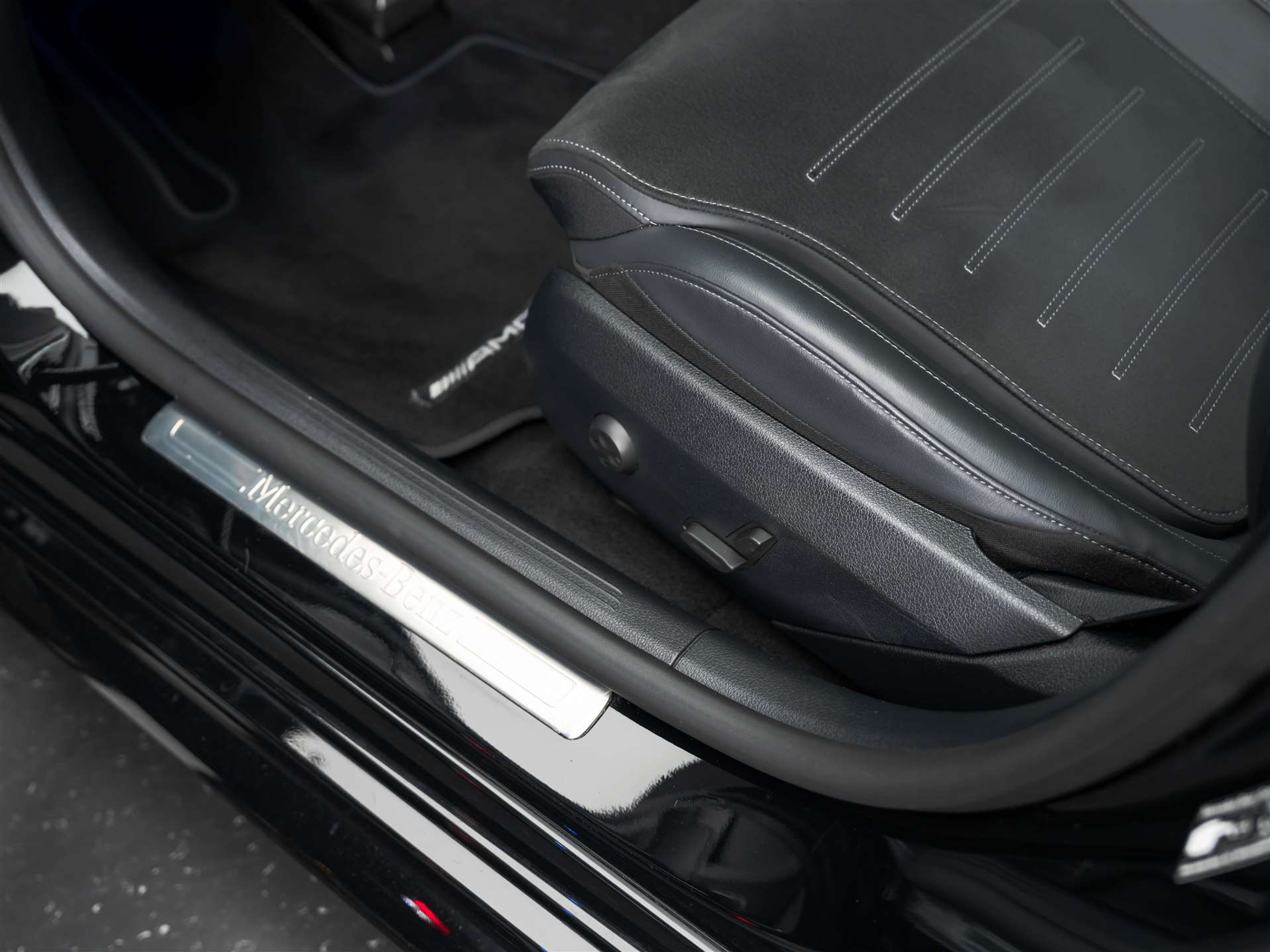 listing desktop thumbnail image 10