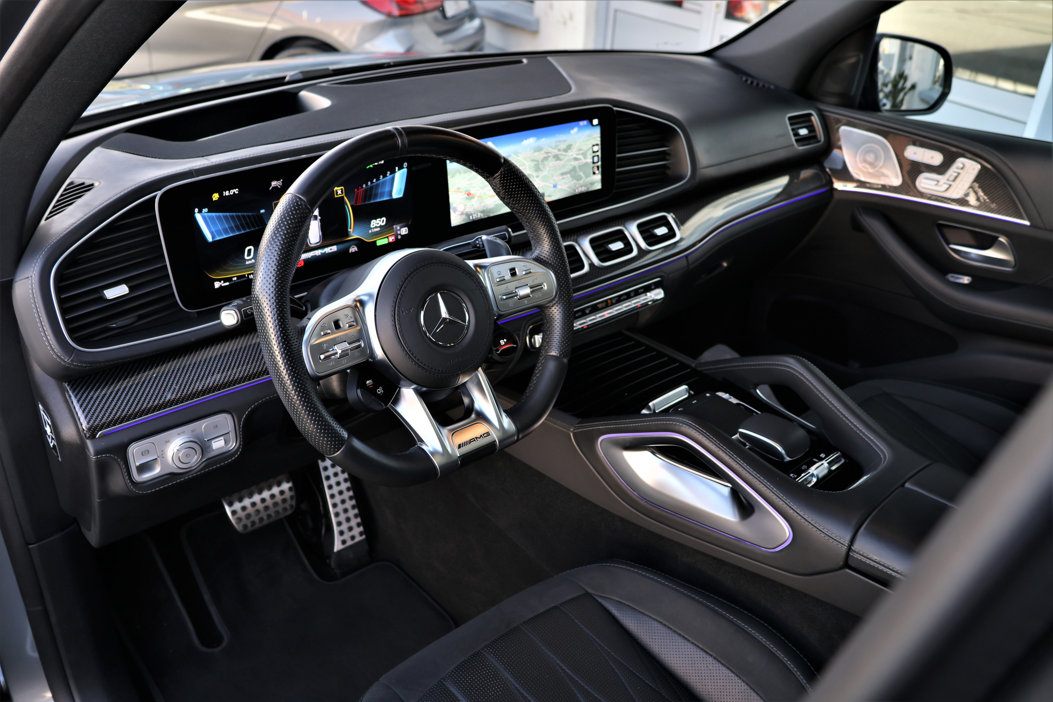 listing desktop thumbnail image 8