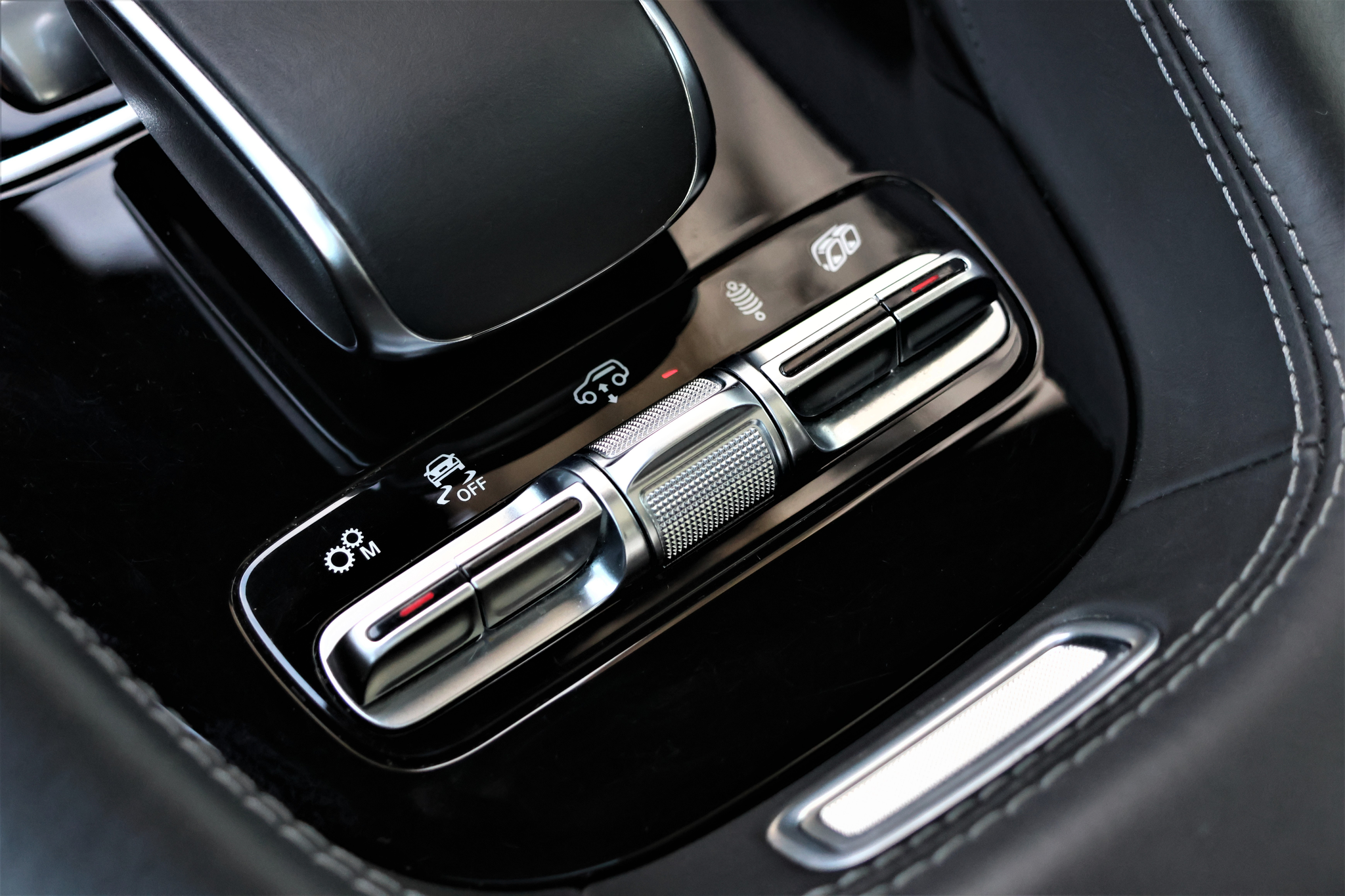 listing desktop thumbnail image 27