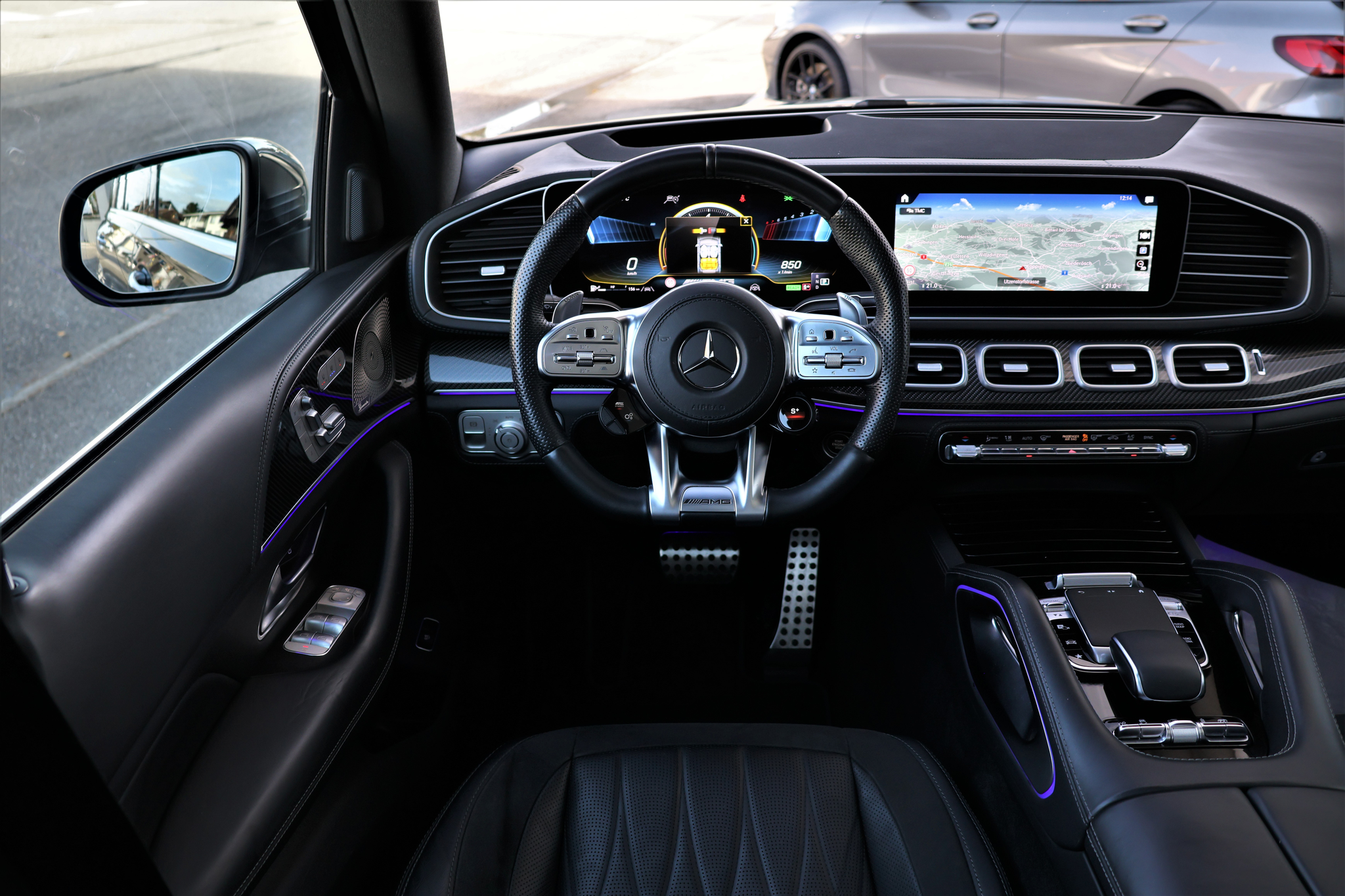 listing desktop thumbnail image 11