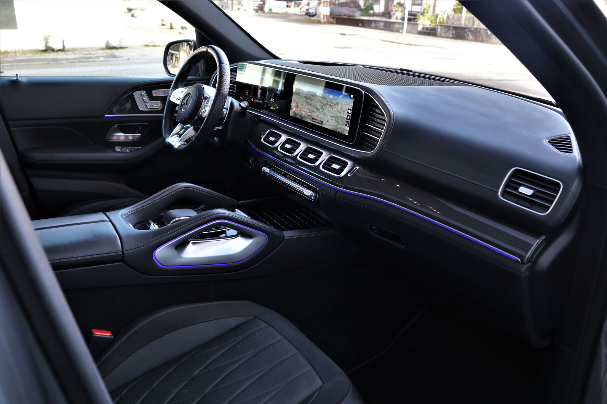 listing desktop thumbnail image 14