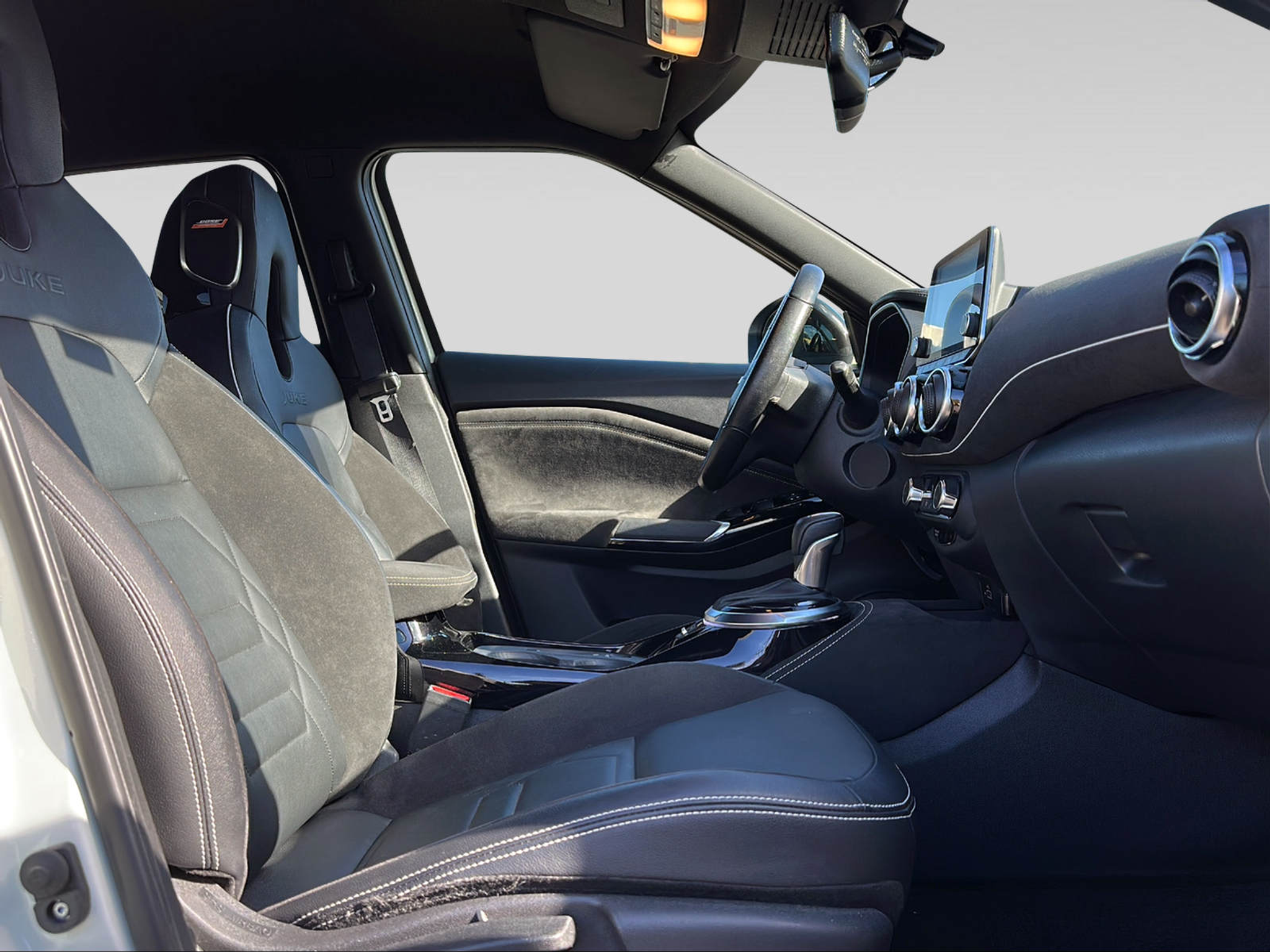 listing desktop thumbnail image 9