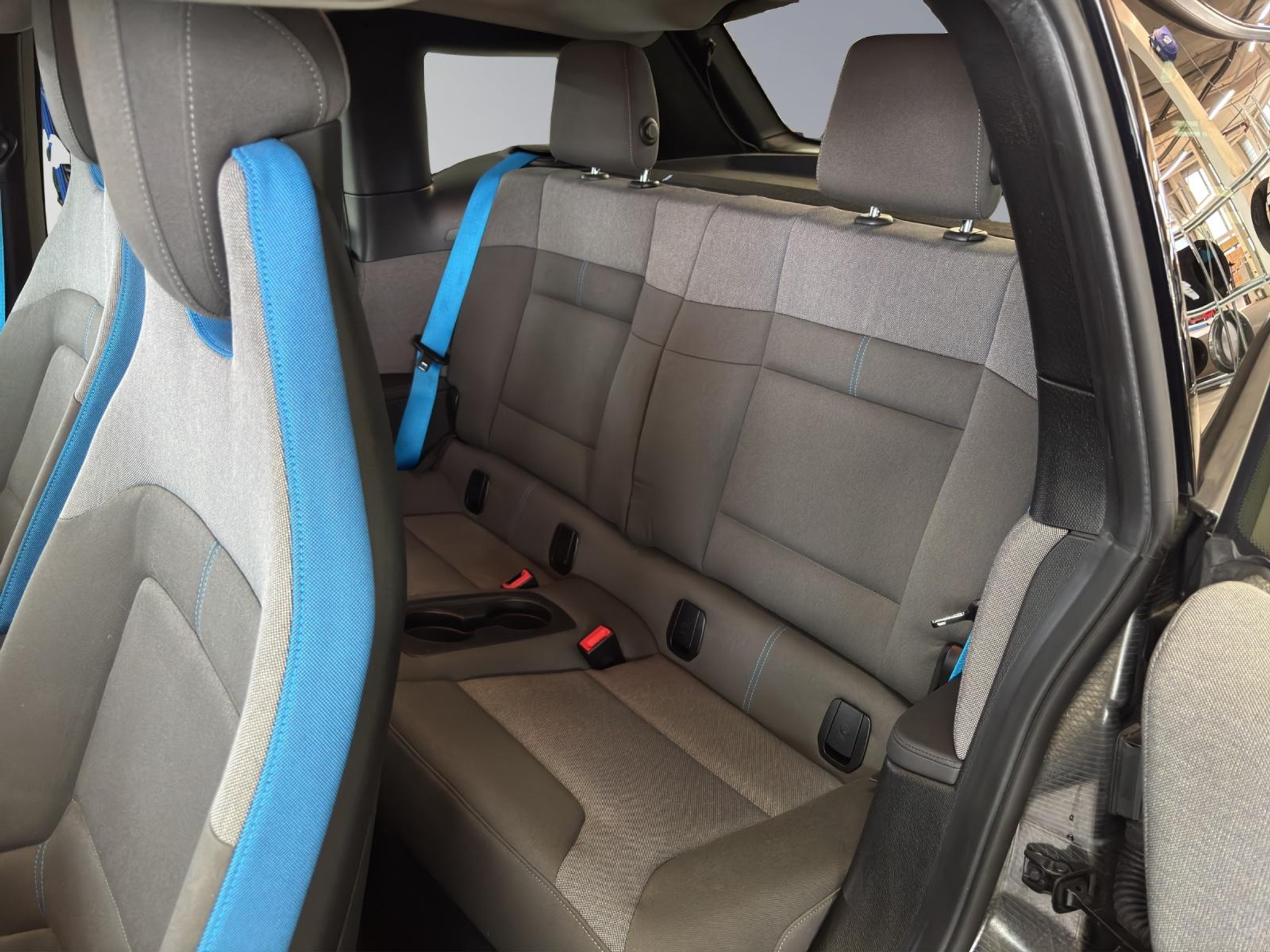 listing desktop thumbnail image 8