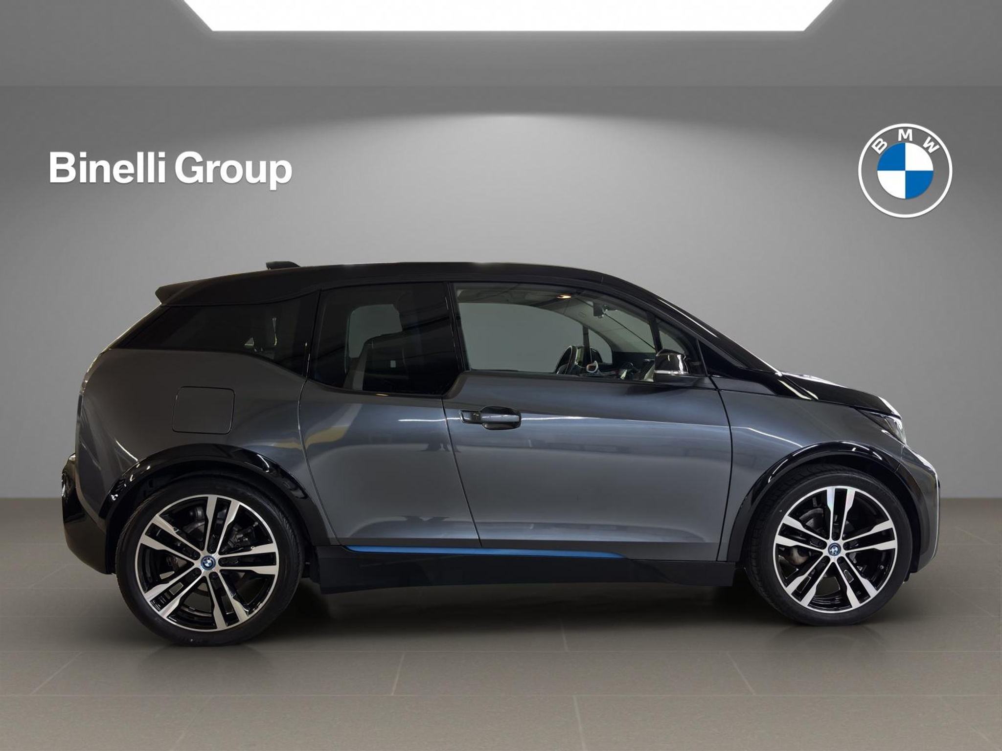 listing desktop thumbnail image 17