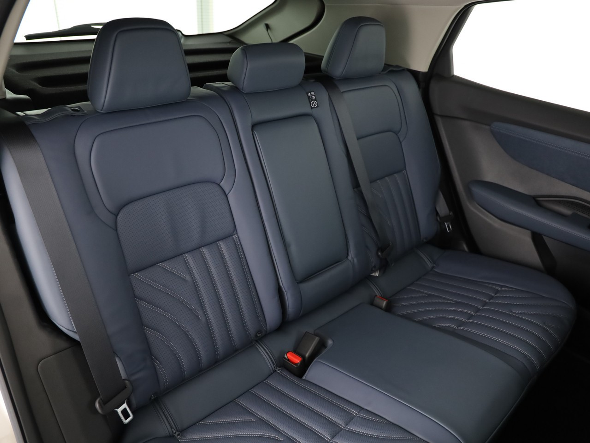 listing desktop thumbnail image 7