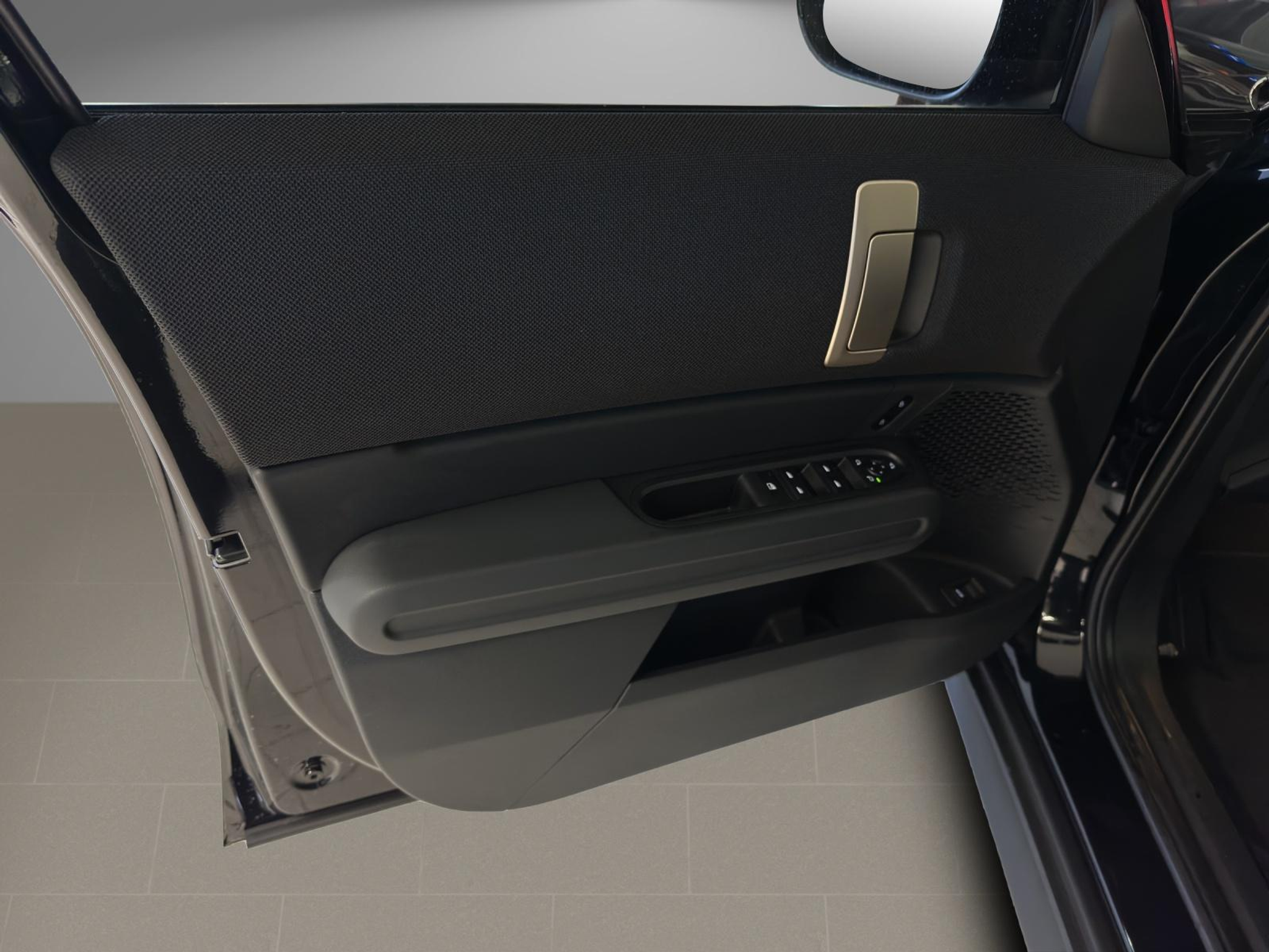 listing desktop thumbnail image 13