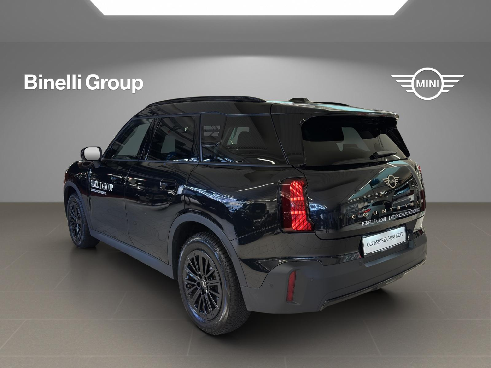 listing desktop thumbnail image 15