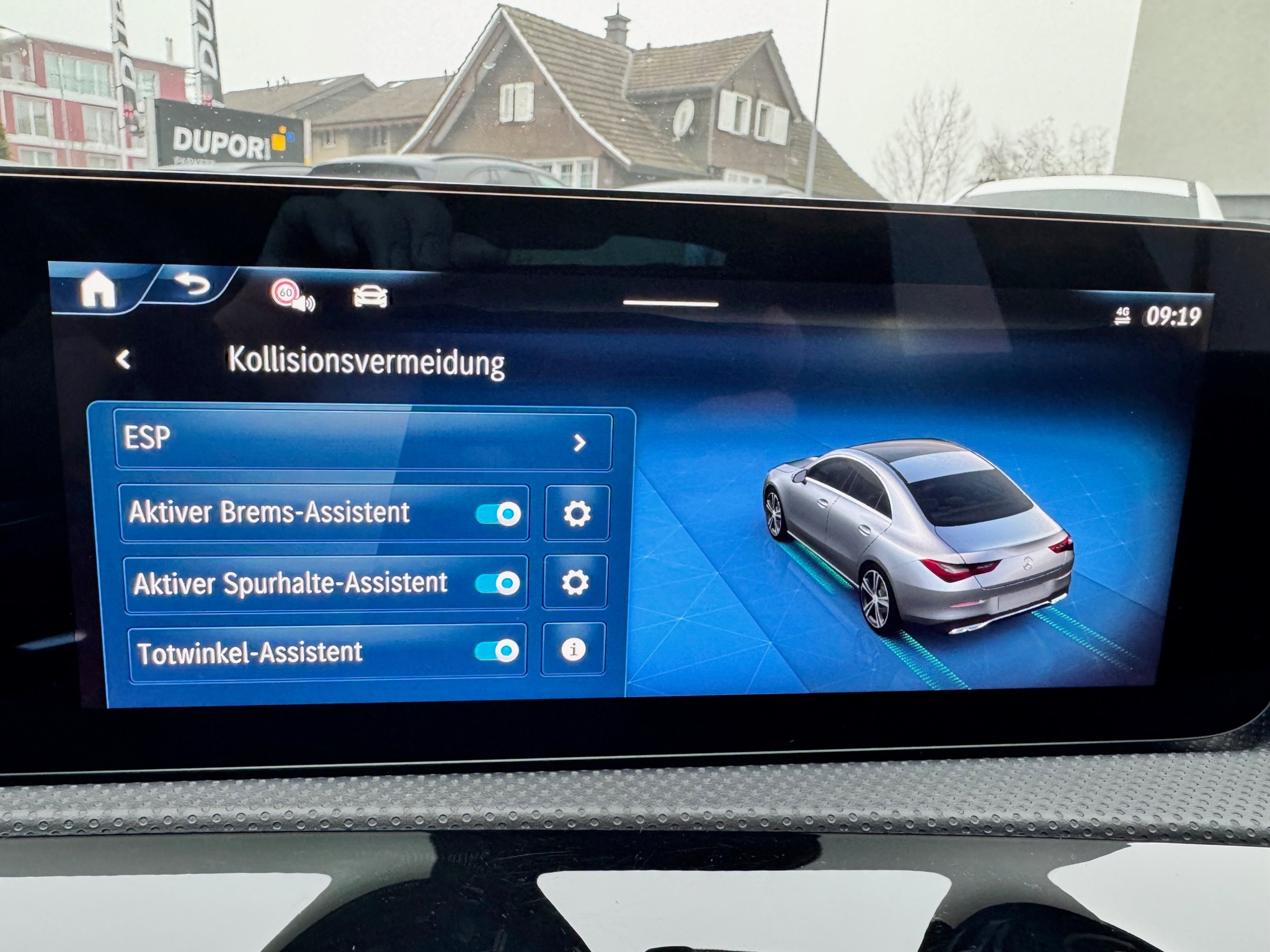 listing desktop thumbnail image 14