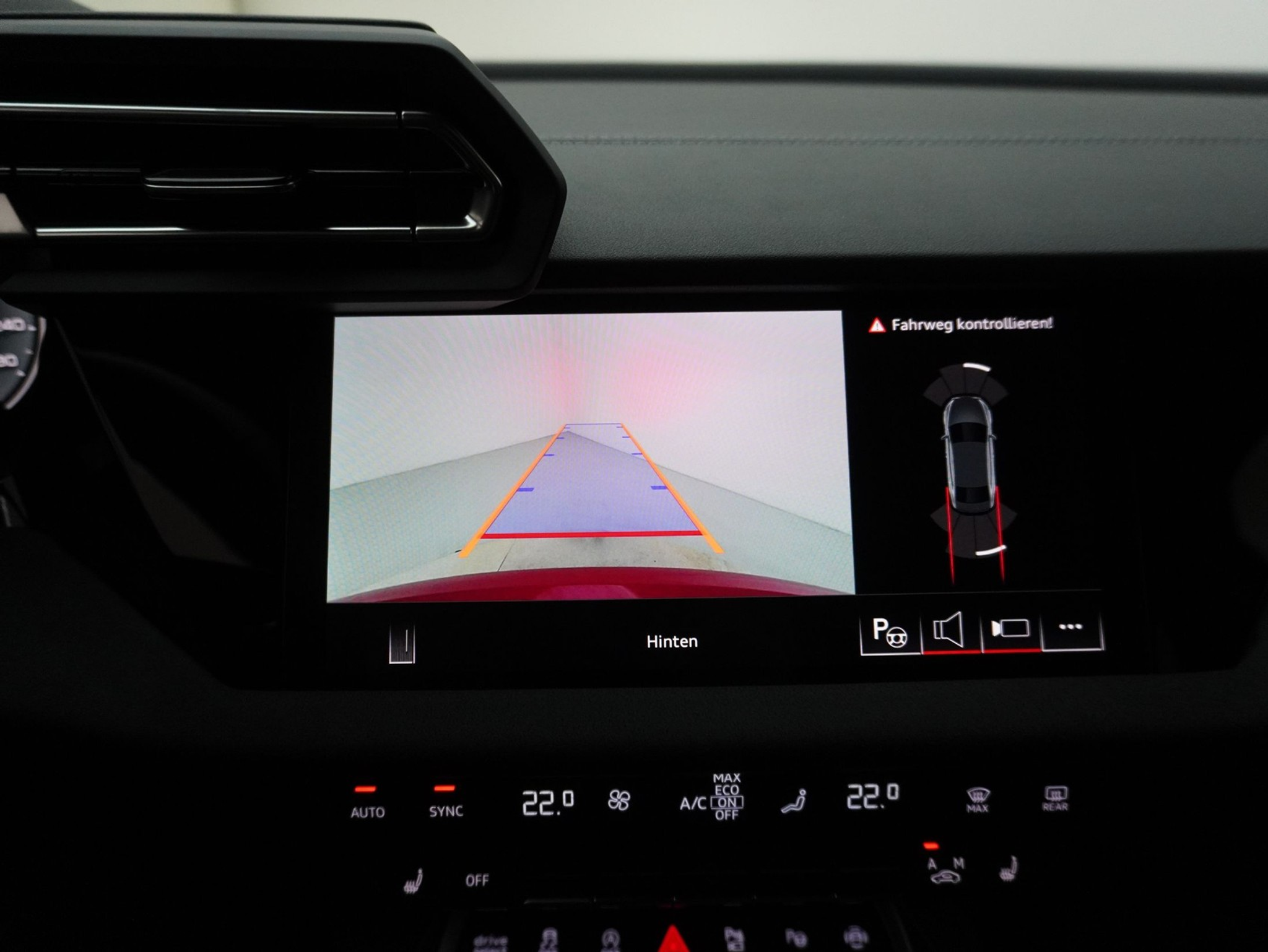 listing desktop thumbnail image 19