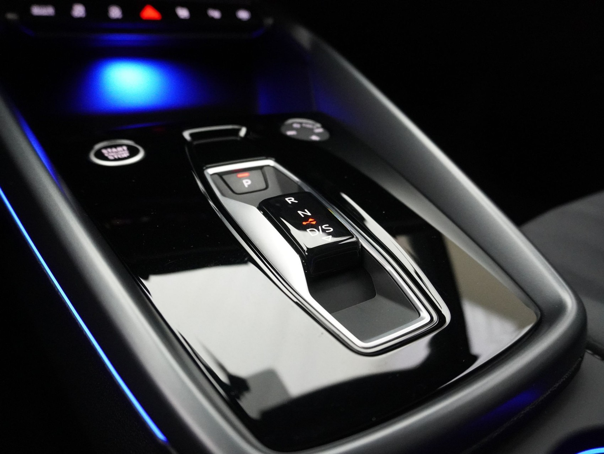 listing desktop thumbnail image 16