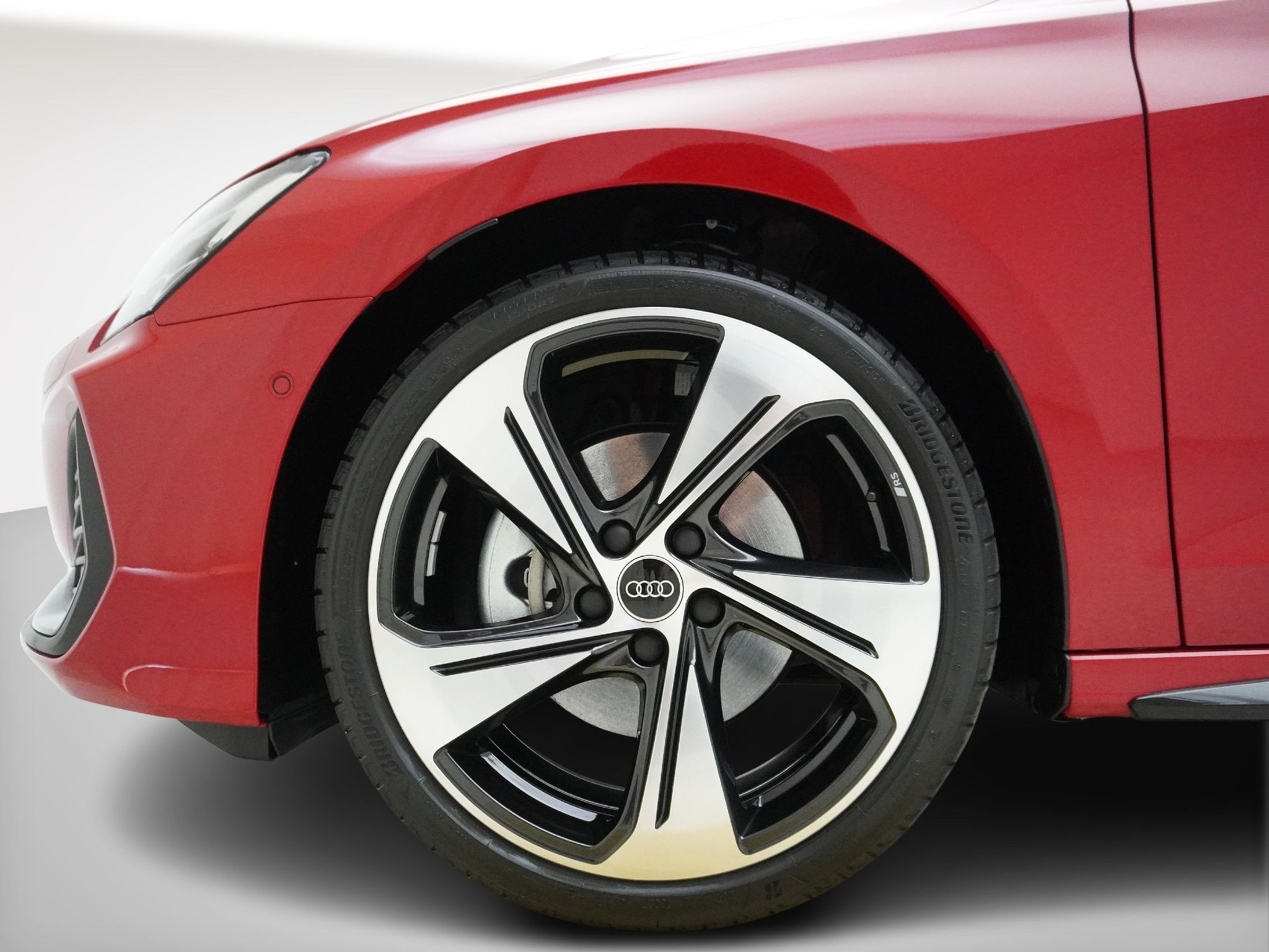 listing desktop thumbnail image 6