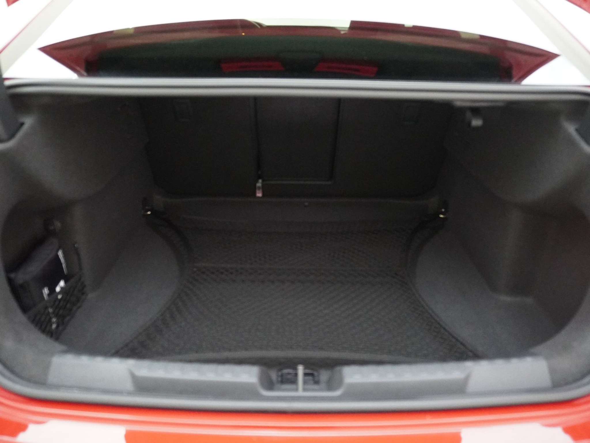 listing desktop thumbnail image 11