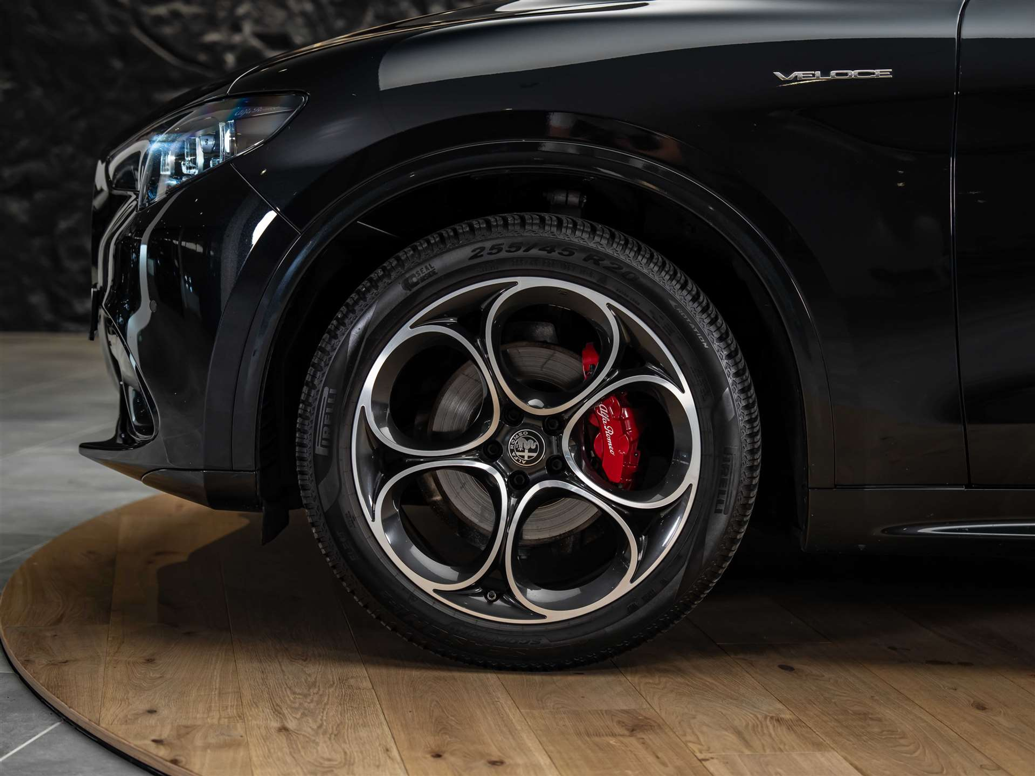 listing desktop thumbnail image 17