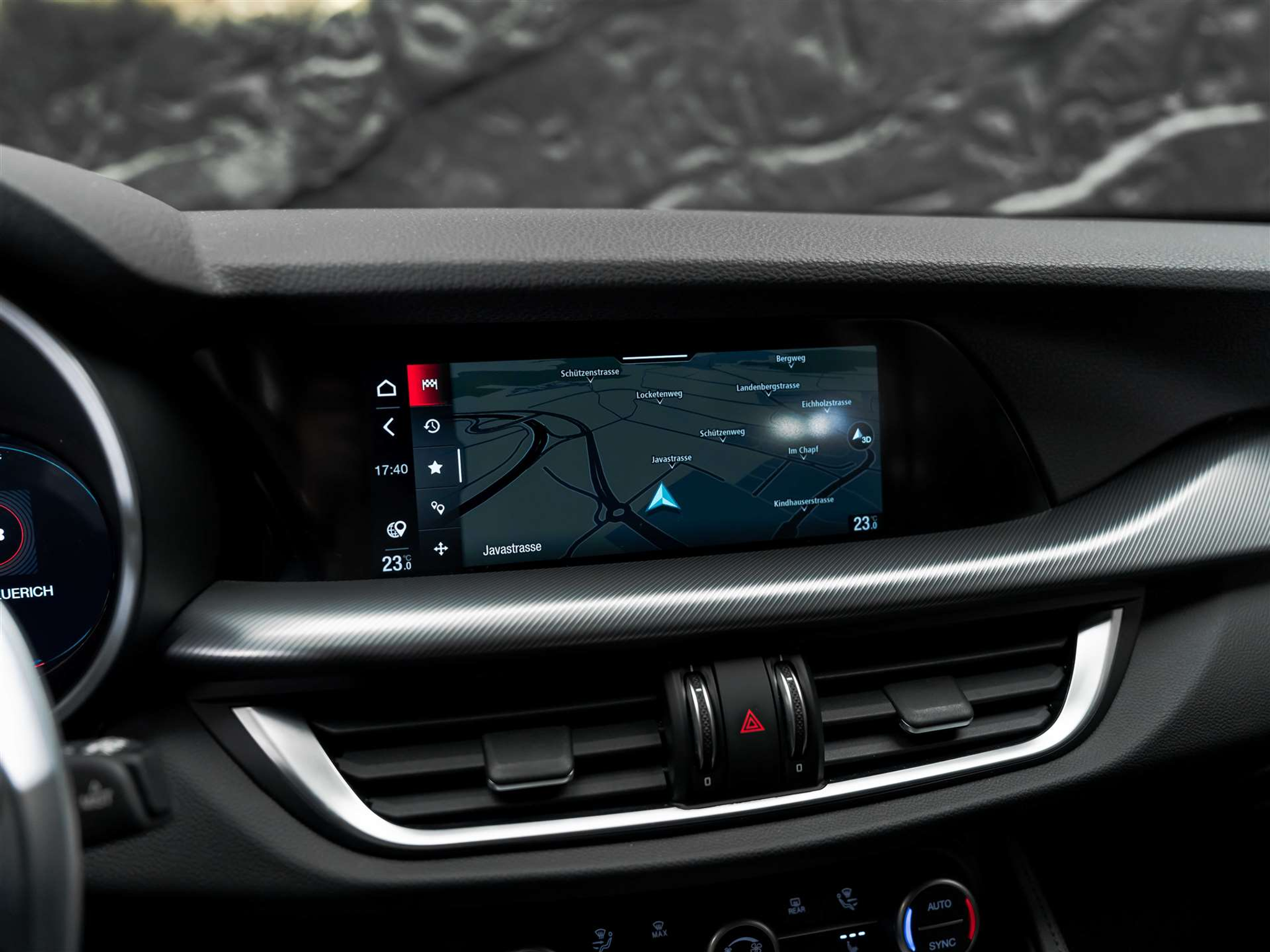 listing desktop thumbnail image 32