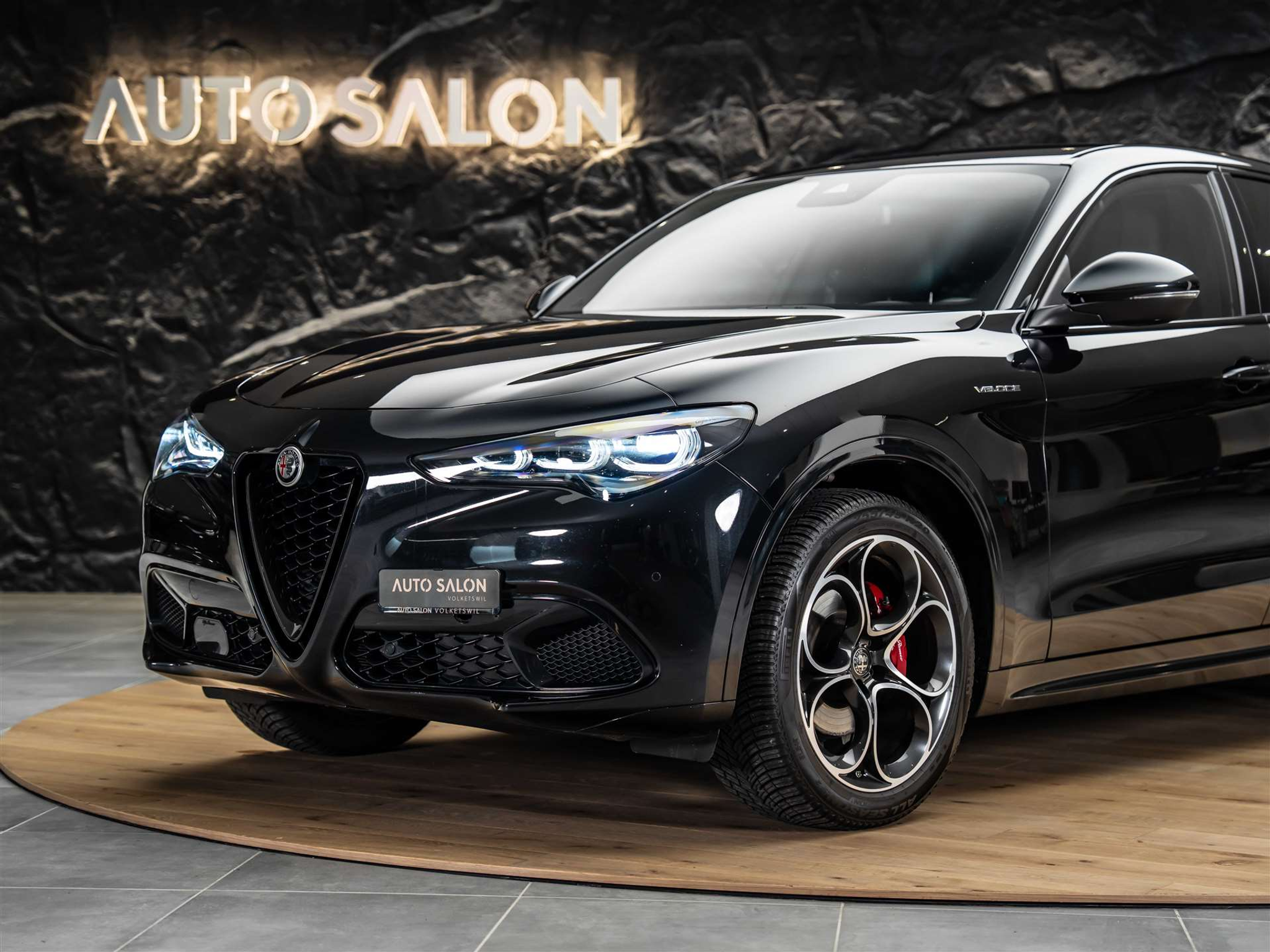 listing desktop thumbnail image 15