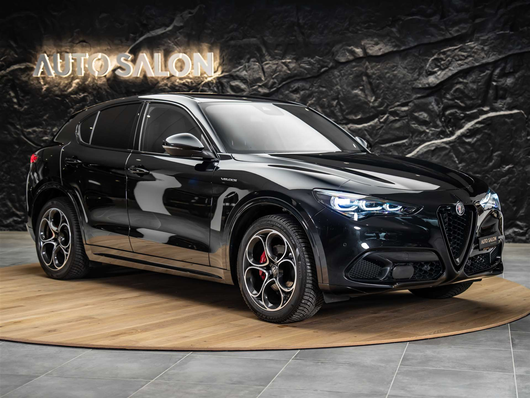 listing desktop thumbnail image 5