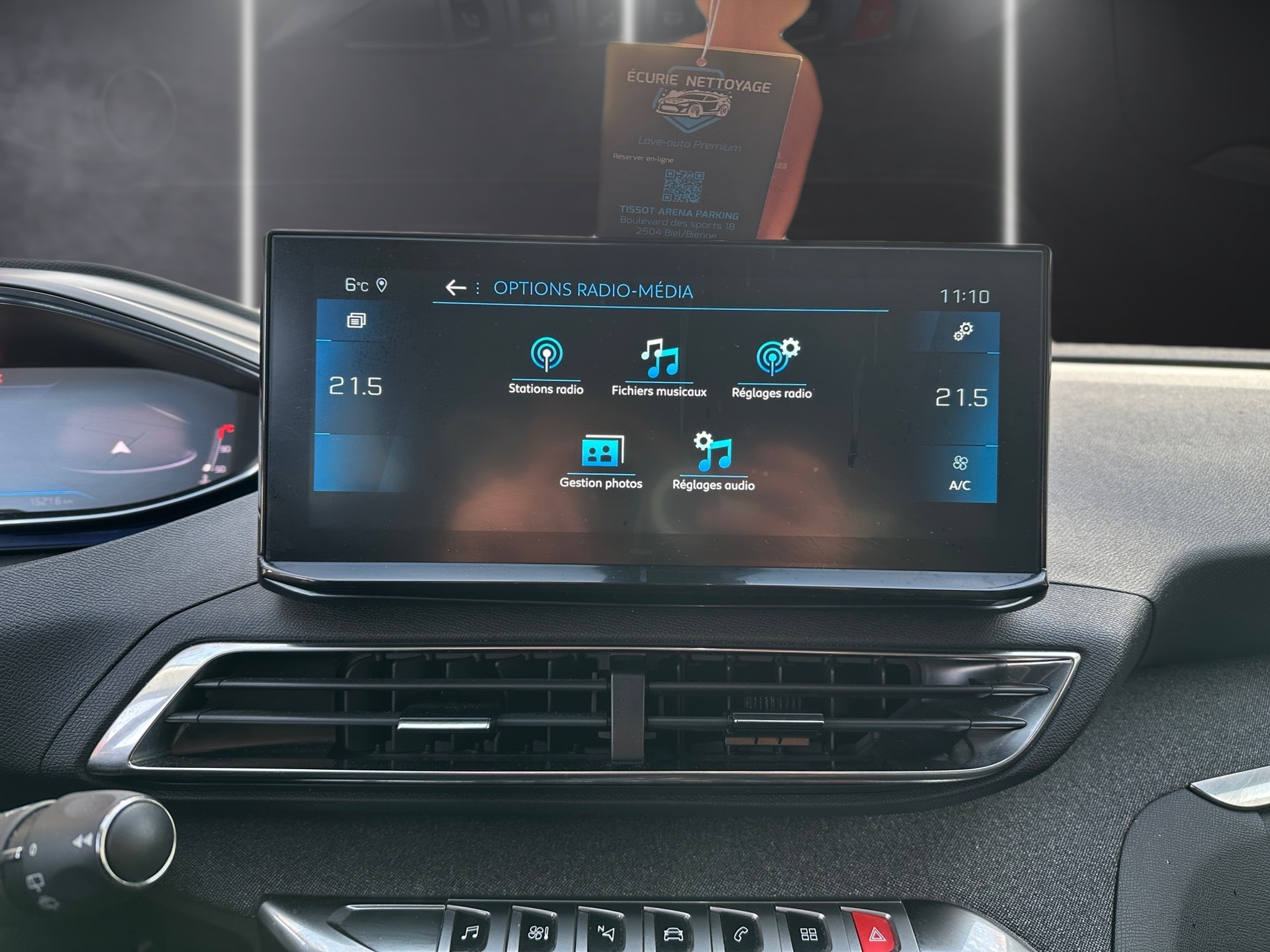 listing desktop thumbnail image 8