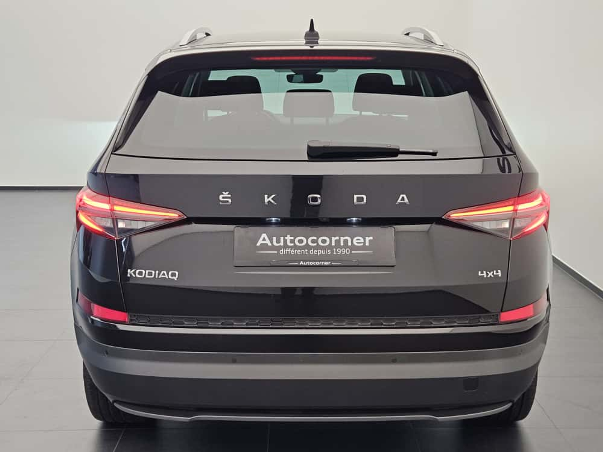 listing desktop thumbnail image 7