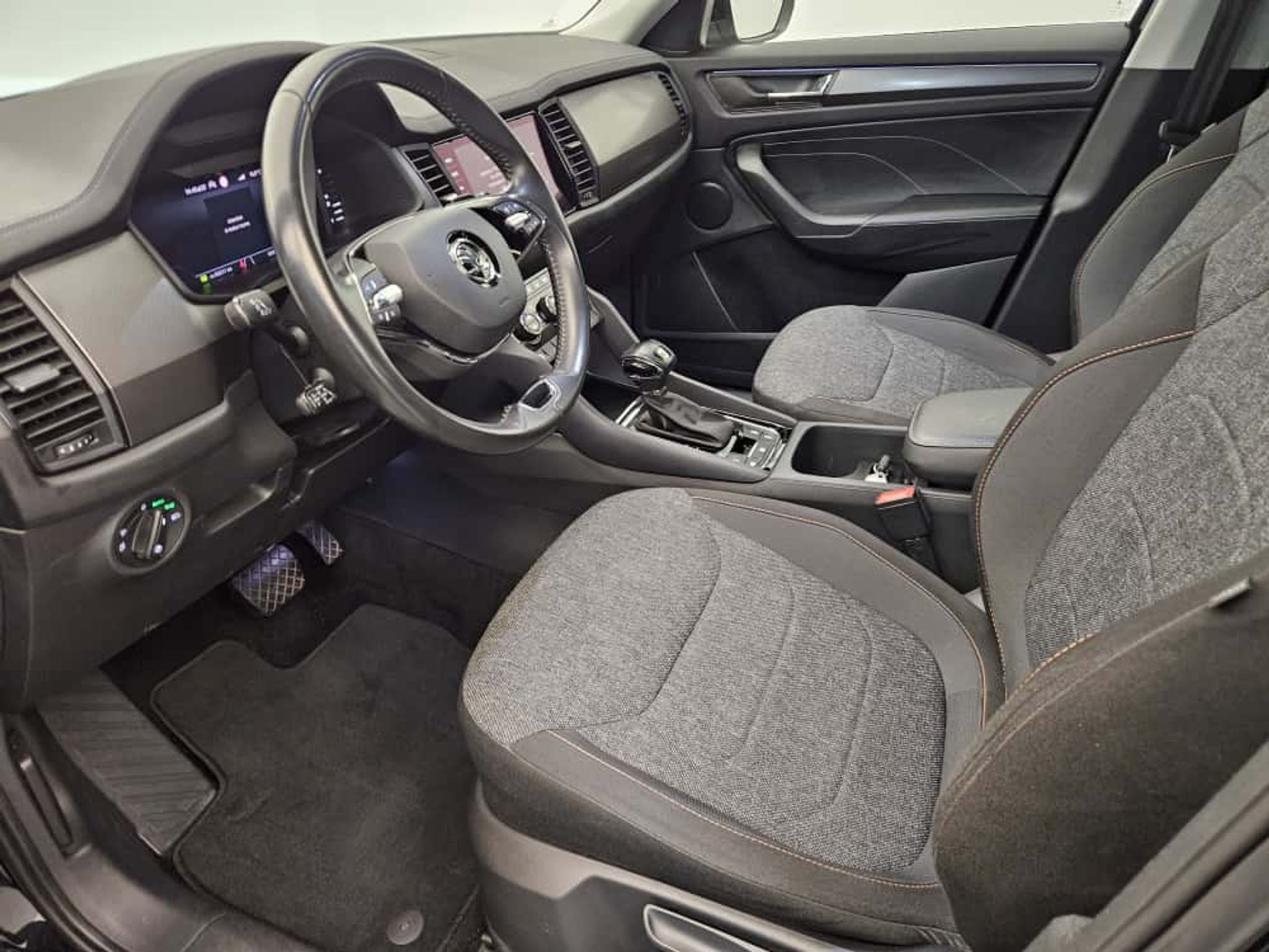 listing desktop thumbnail image 10