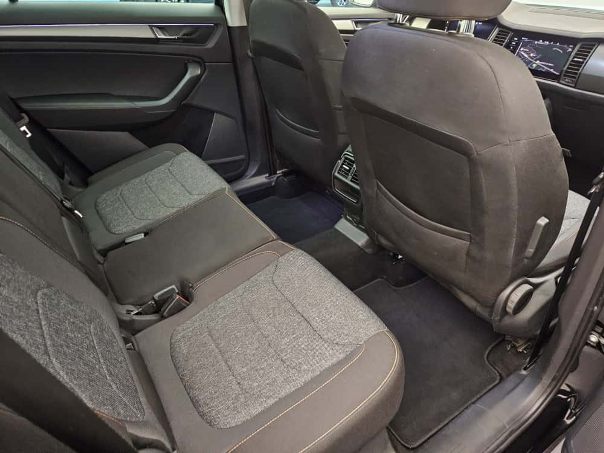 listing desktop thumbnail image 13