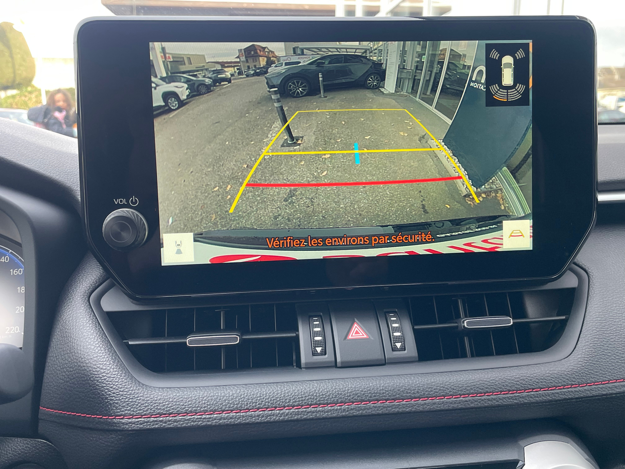 listing desktop thumbnail image 25