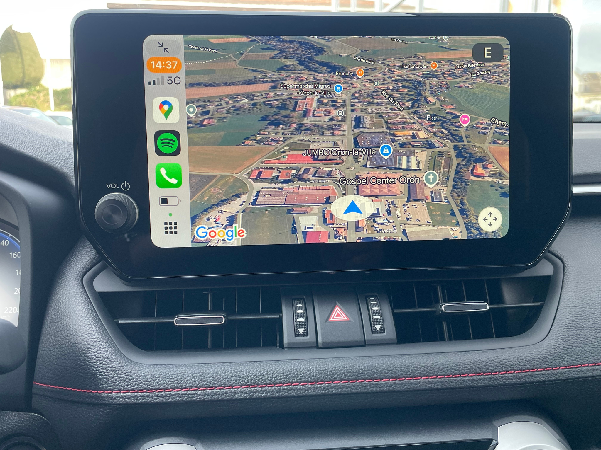 listing desktop thumbnail image 24