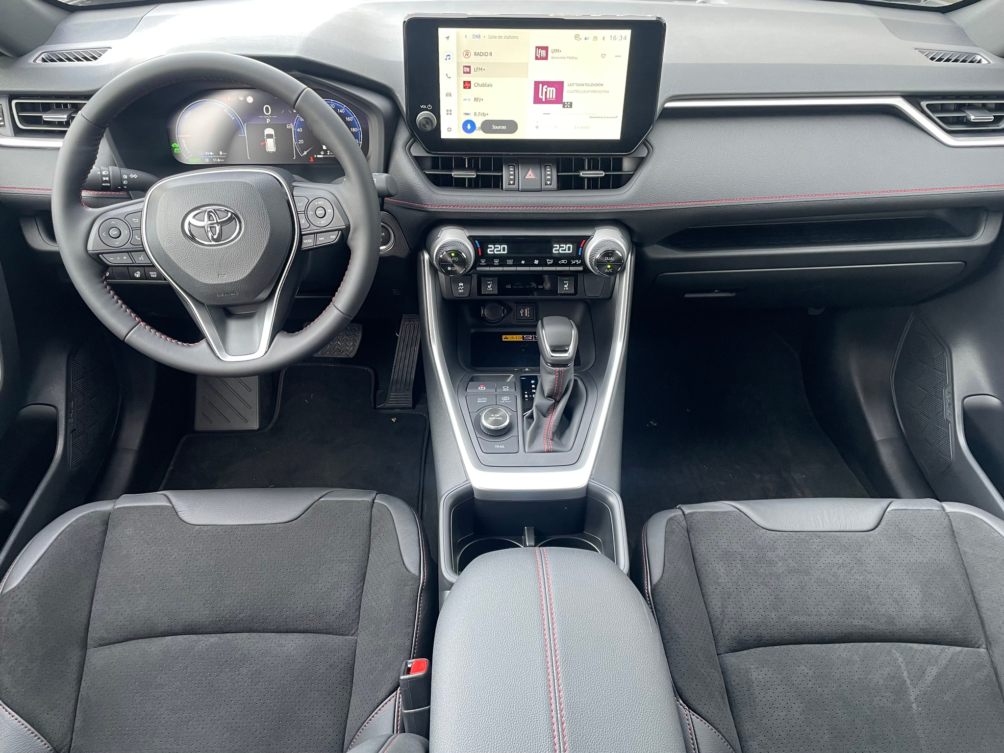 listing desktop thumbnail image 11