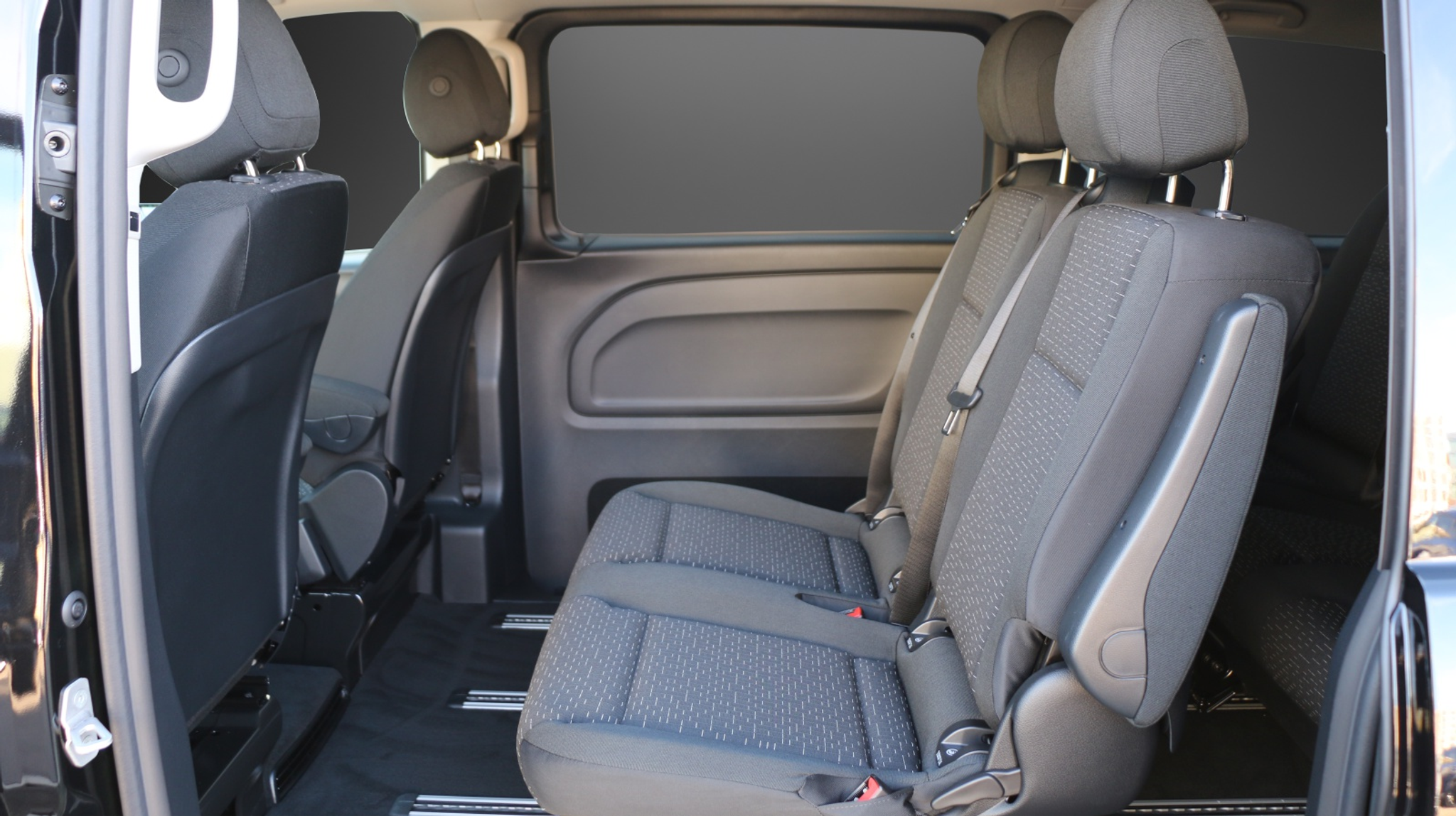 listing desktop thumbnail image 8