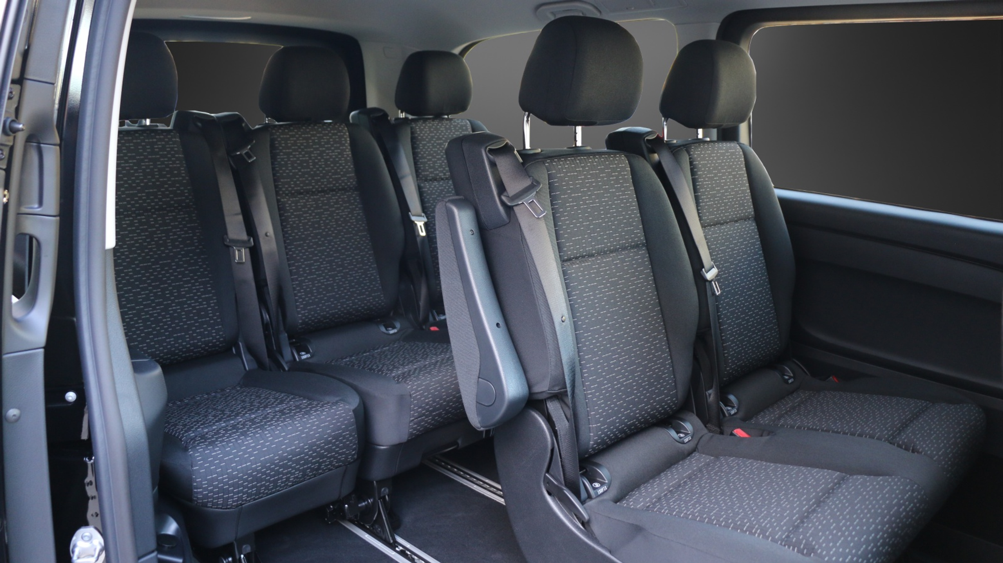 listing desktop thumbnail image 9