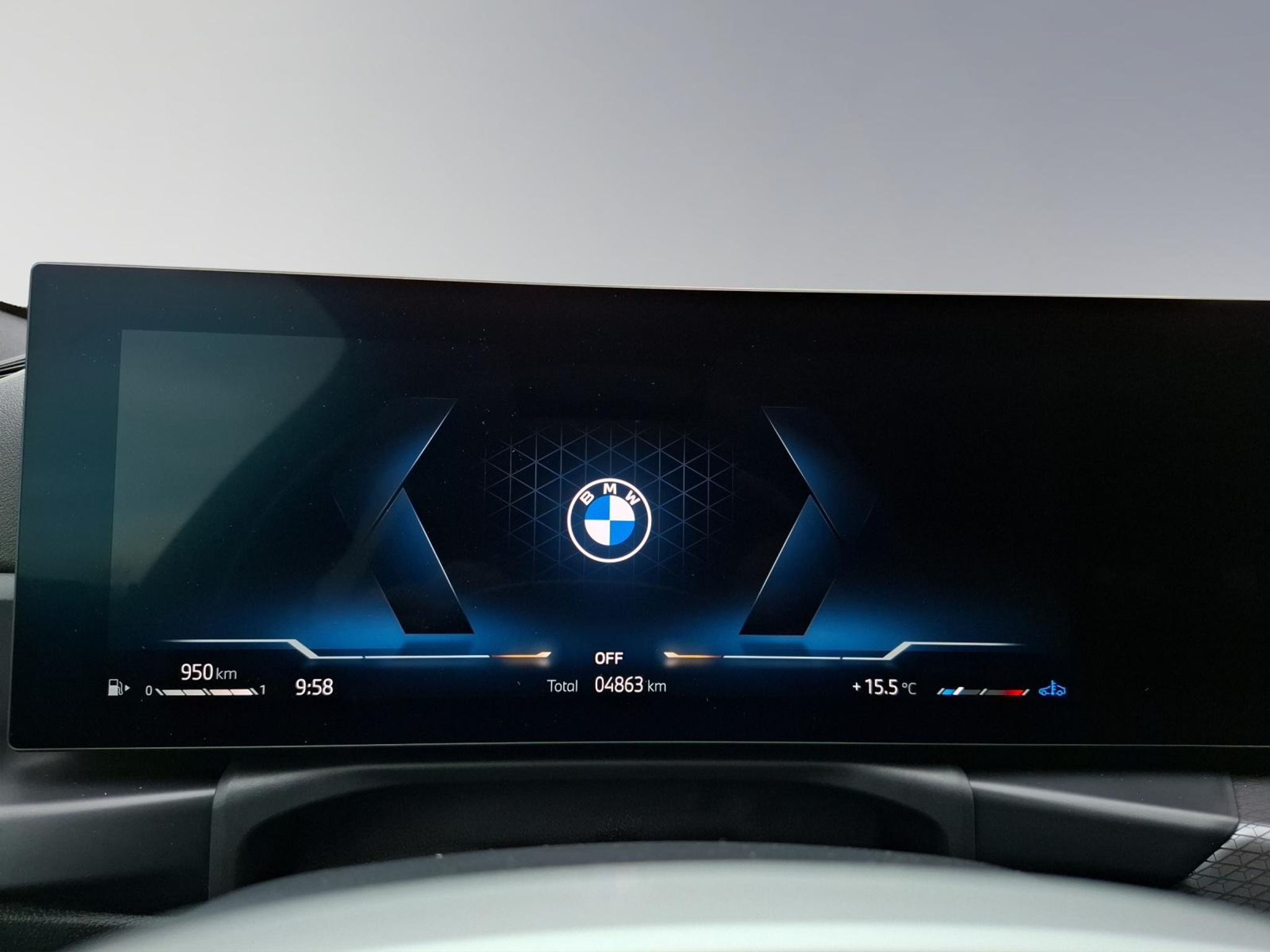 listing desktop thumbnail image 4