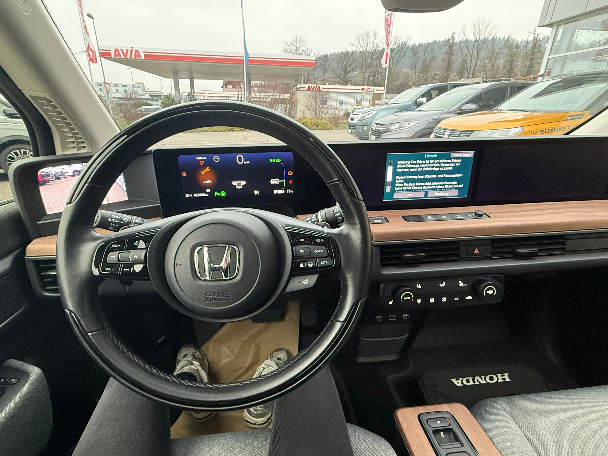 listing desktop thumbnail image 10