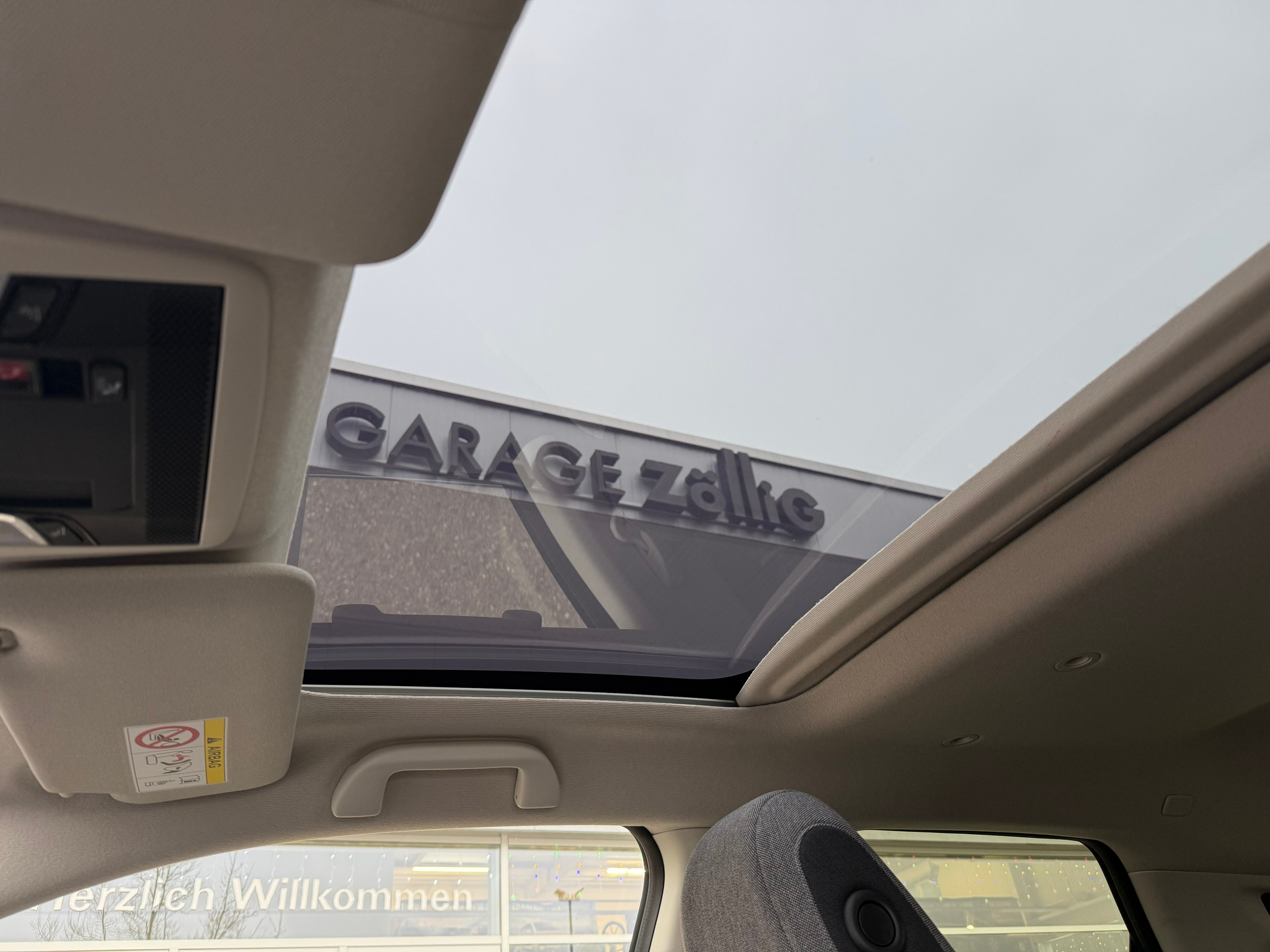 listing desktop thumbnail image 22