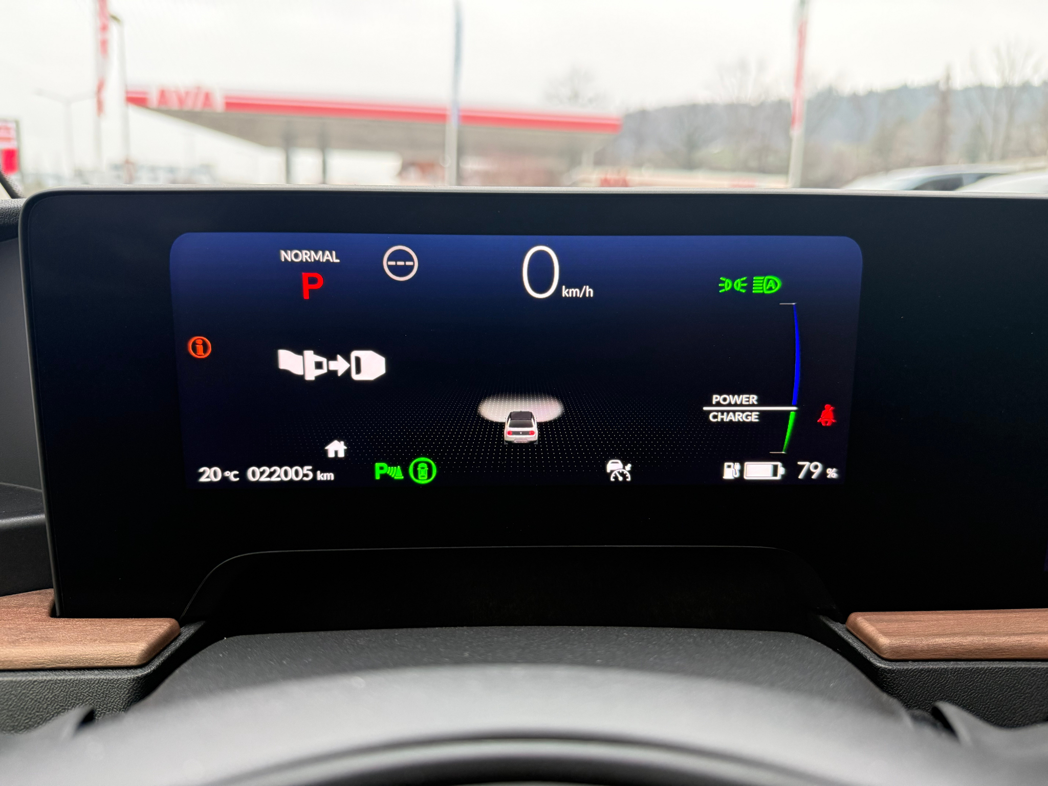 listing desktop thumbnail image 12