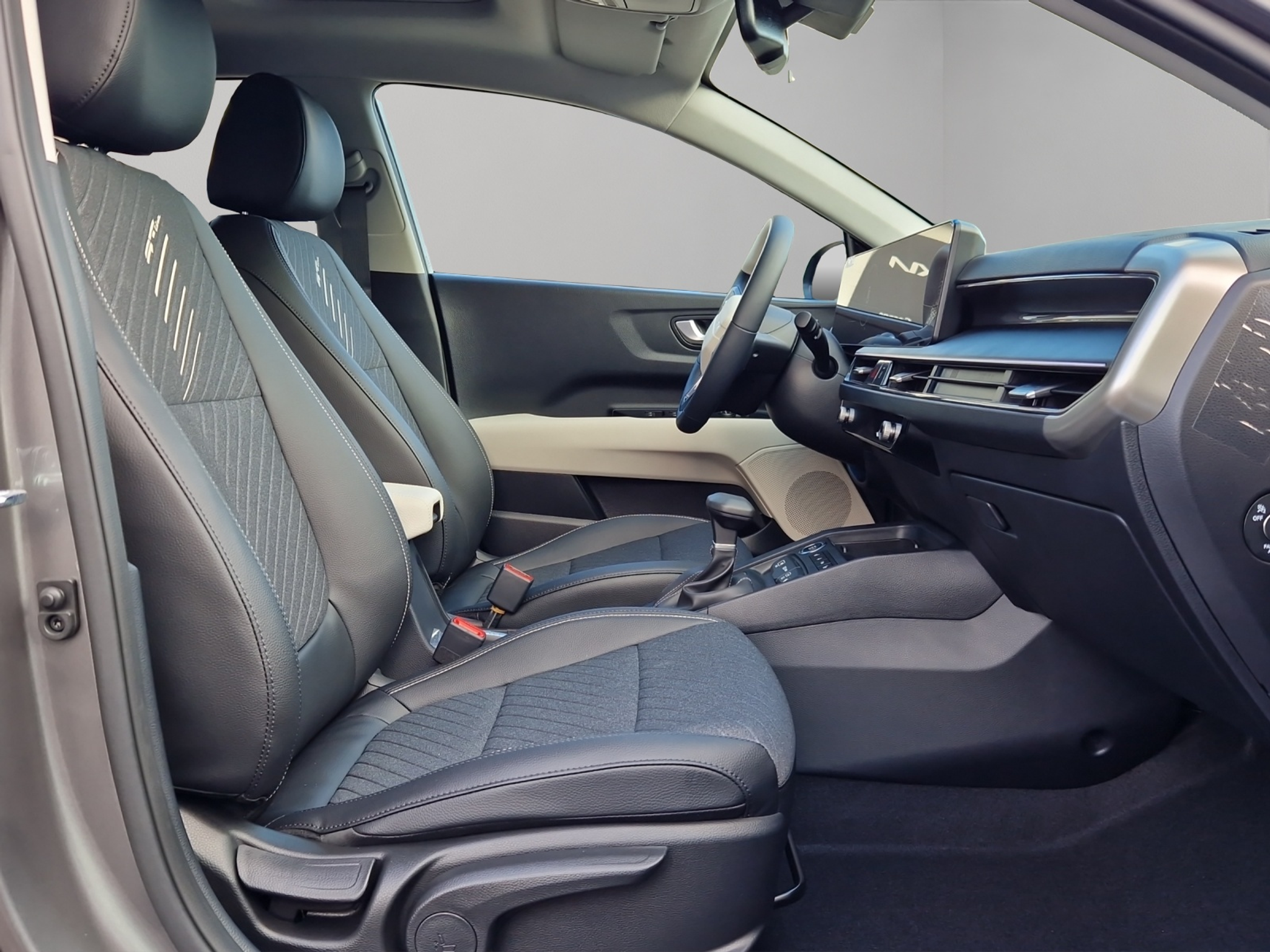 listing desktop thumbnail image 9